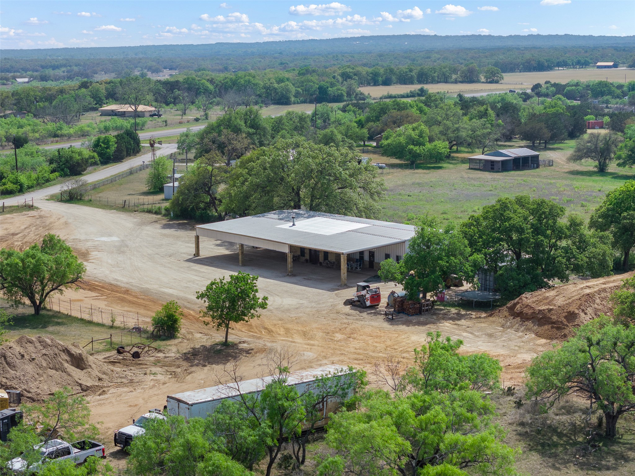 main property photo 39