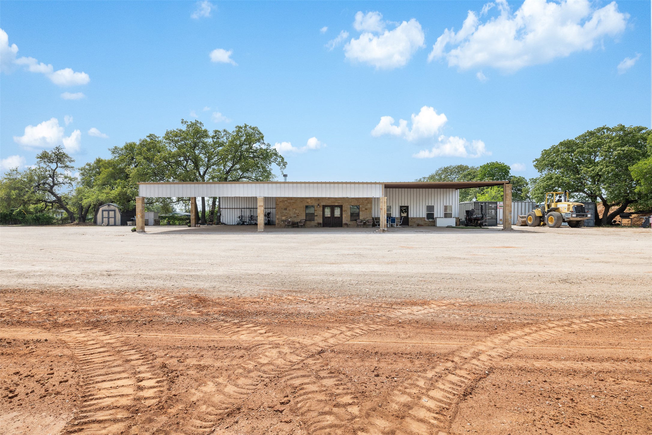 main property photo 5