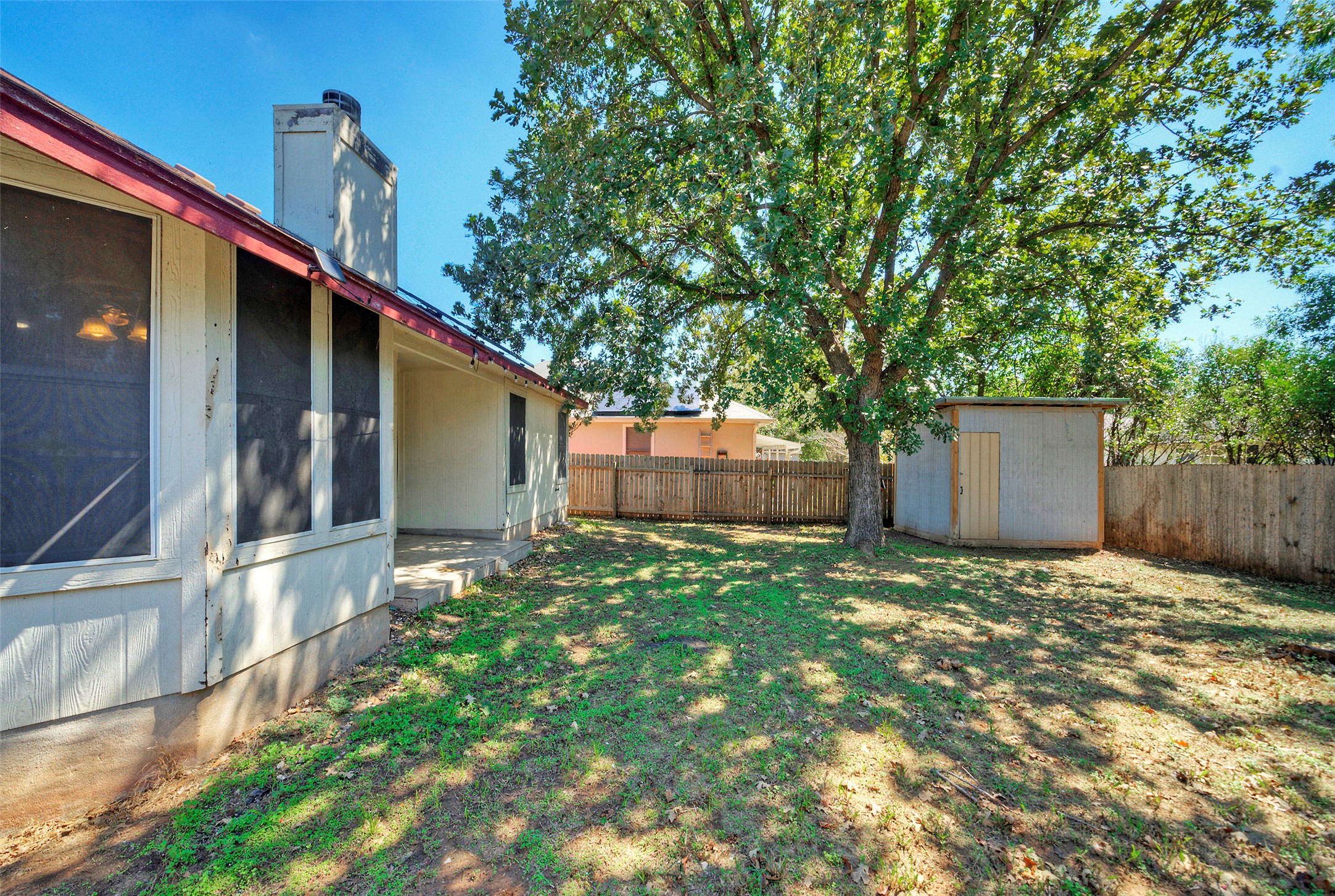 main property photo 29