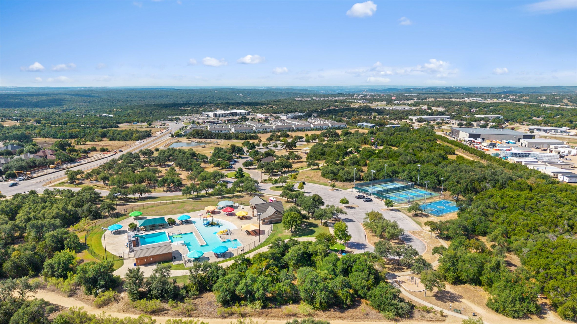 main property photo 11