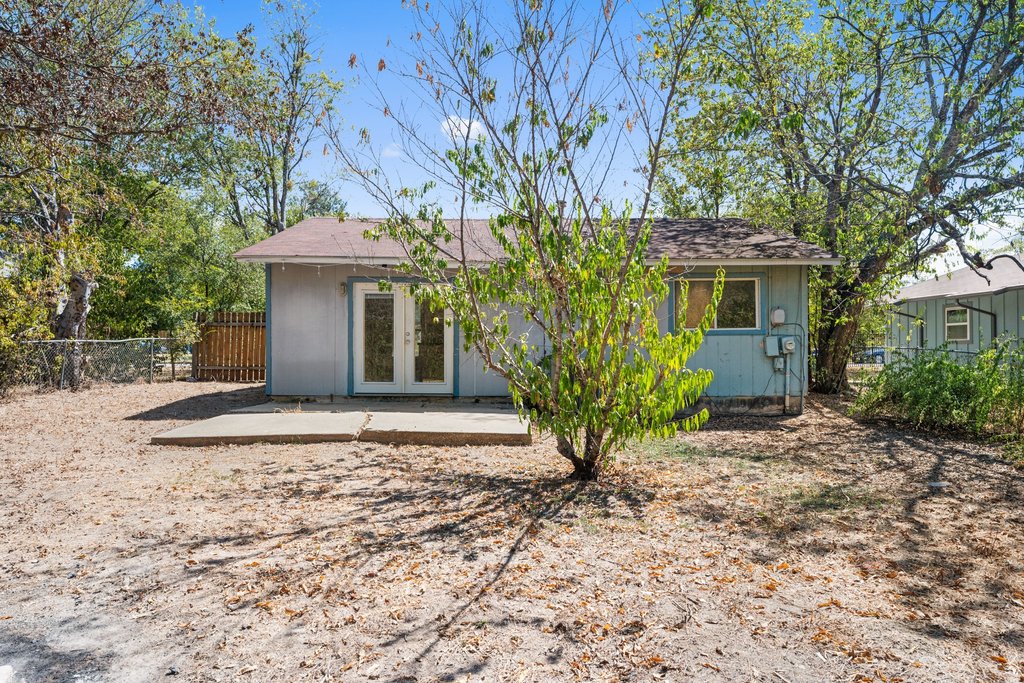 main property photo 23