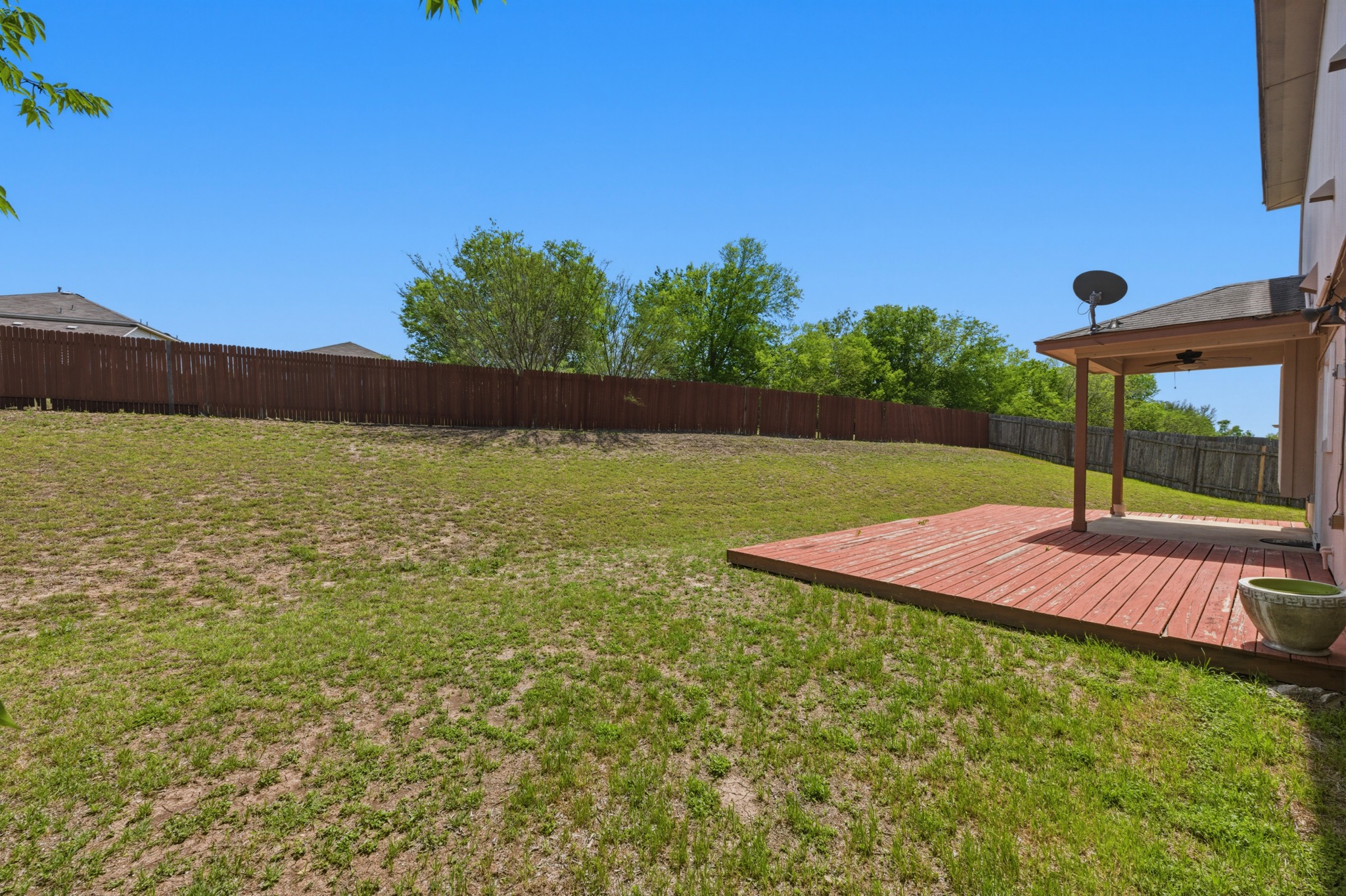 main property photo 32