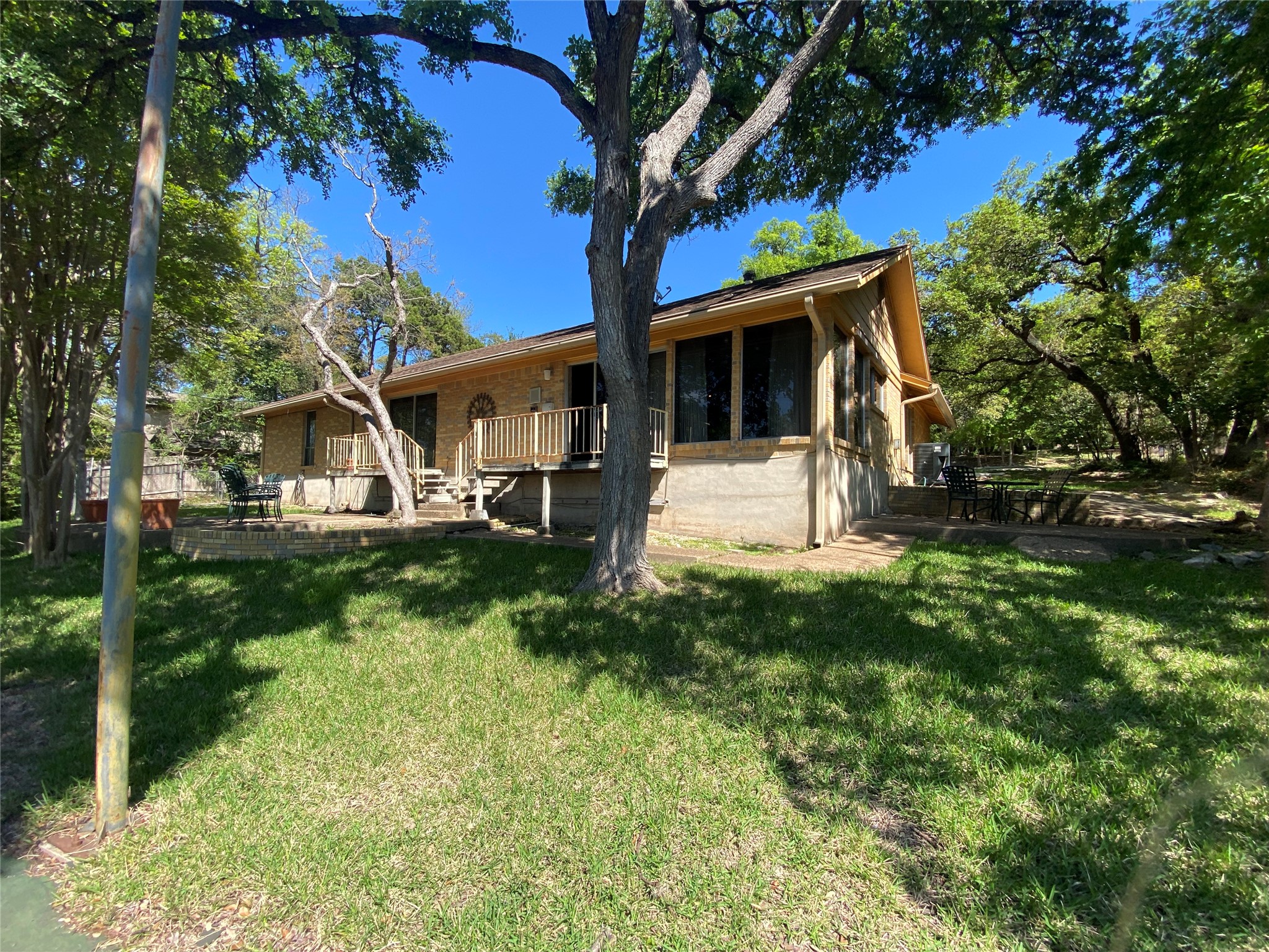 main property photo 14