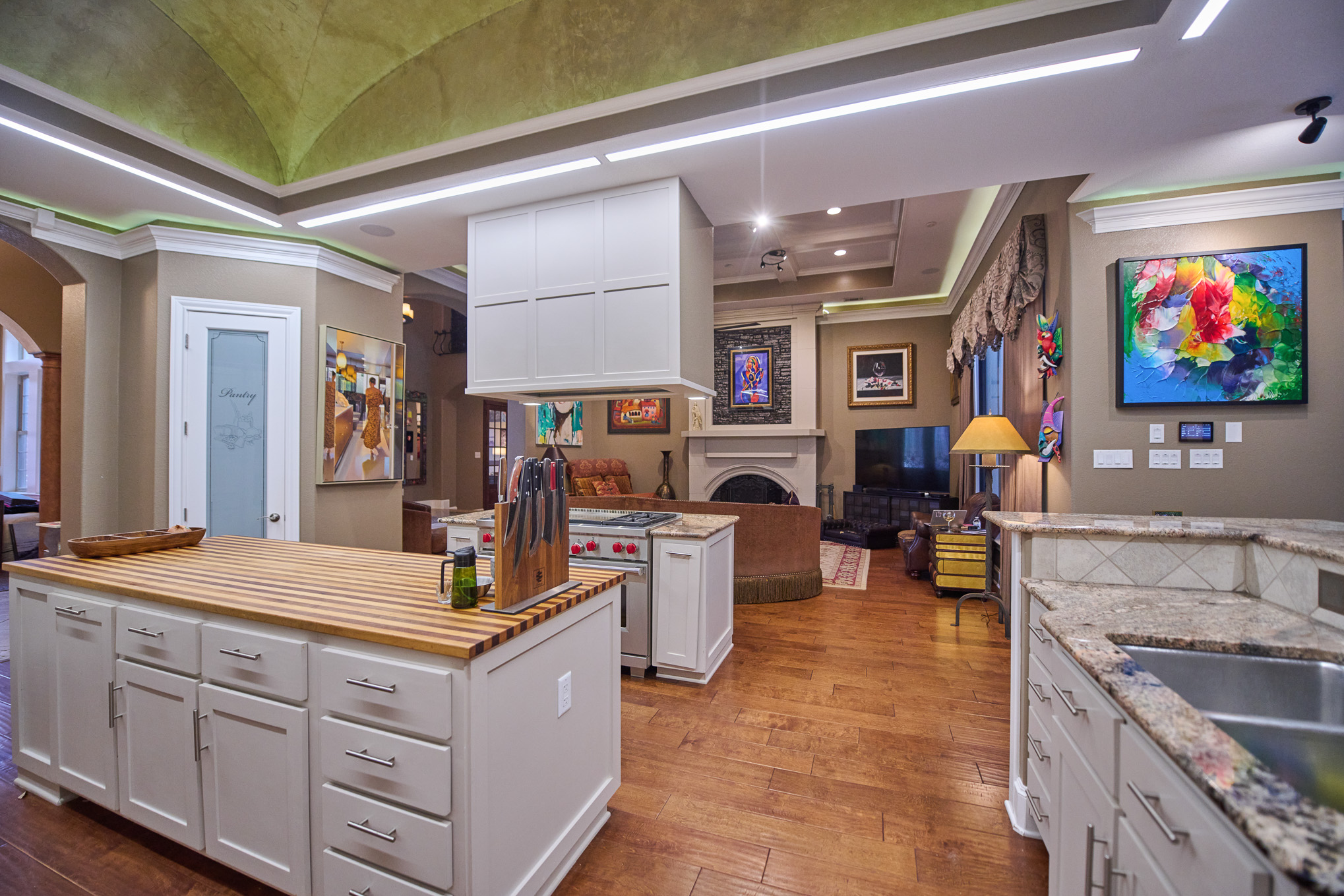 main property photo 25