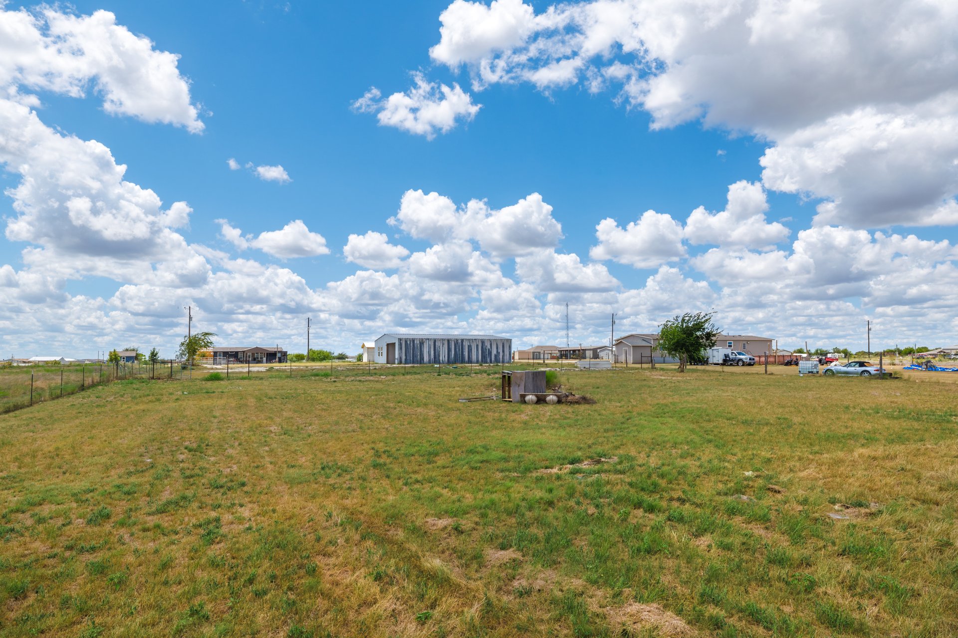 main property photo 38