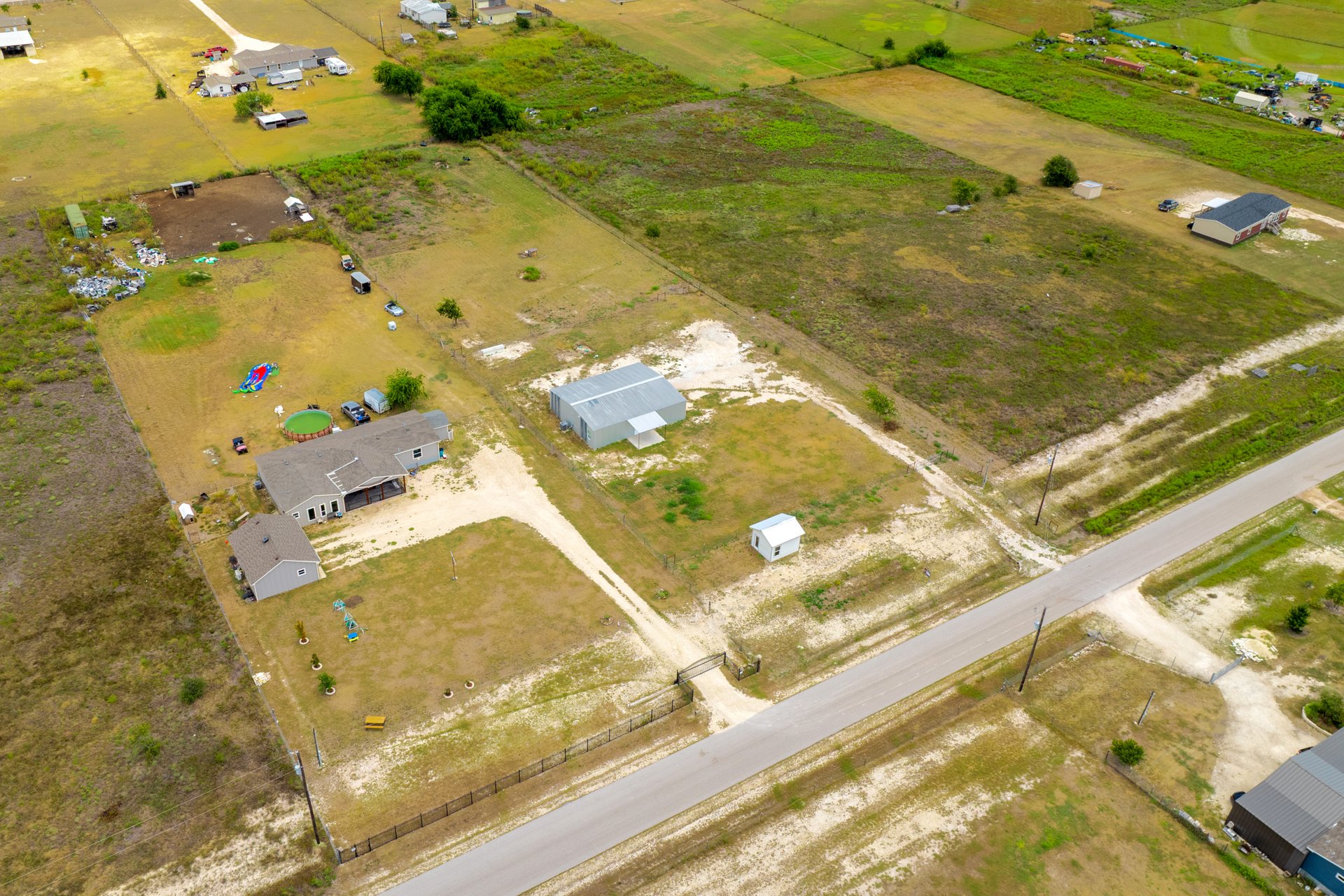 main property photo 4
