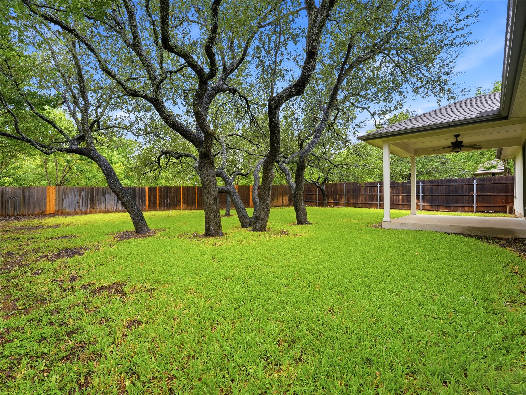 main property photo 37
