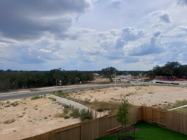 main property photo 10