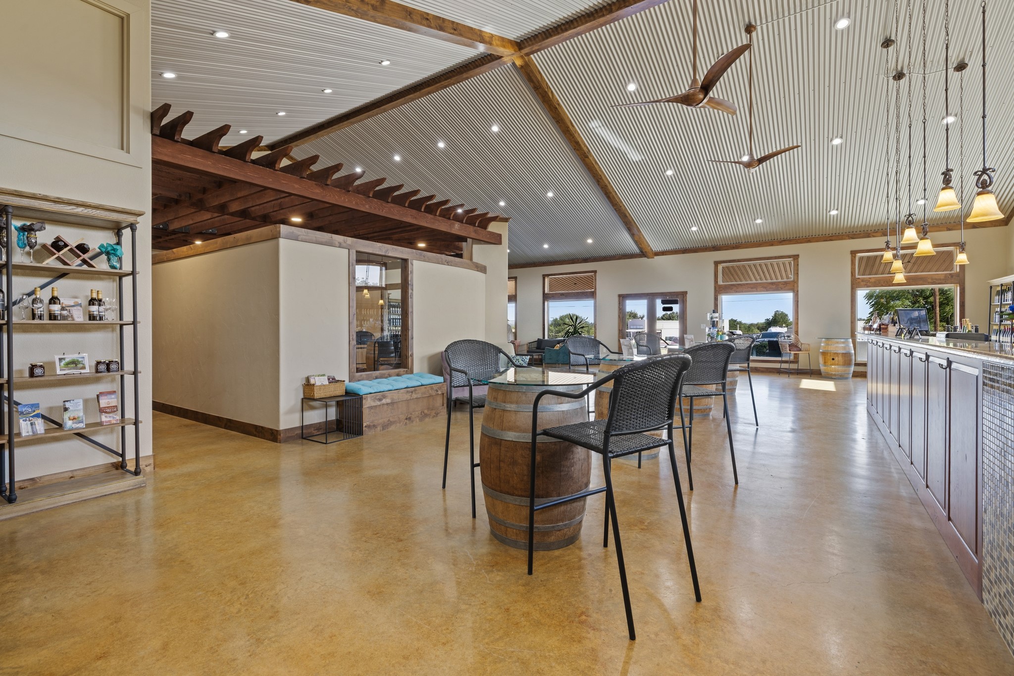 main property photo 15