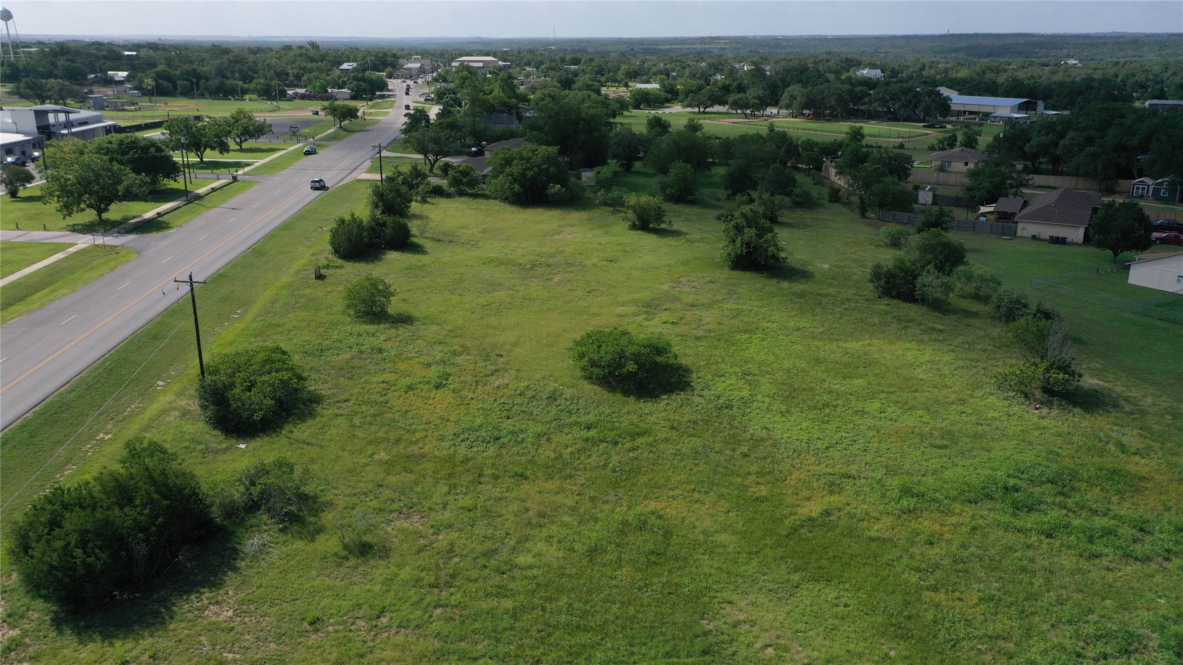 main property photo 11