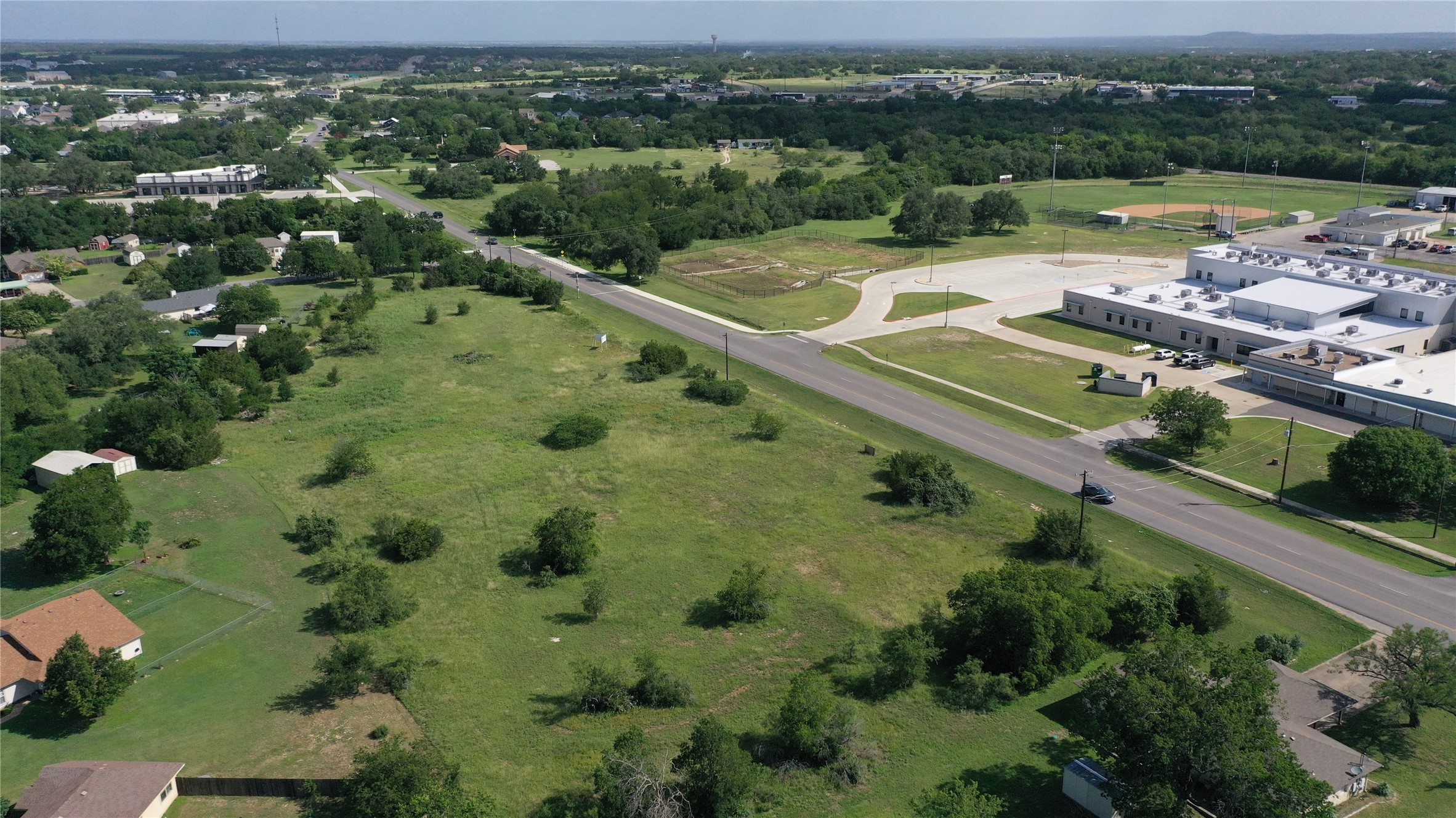 main property photo 16