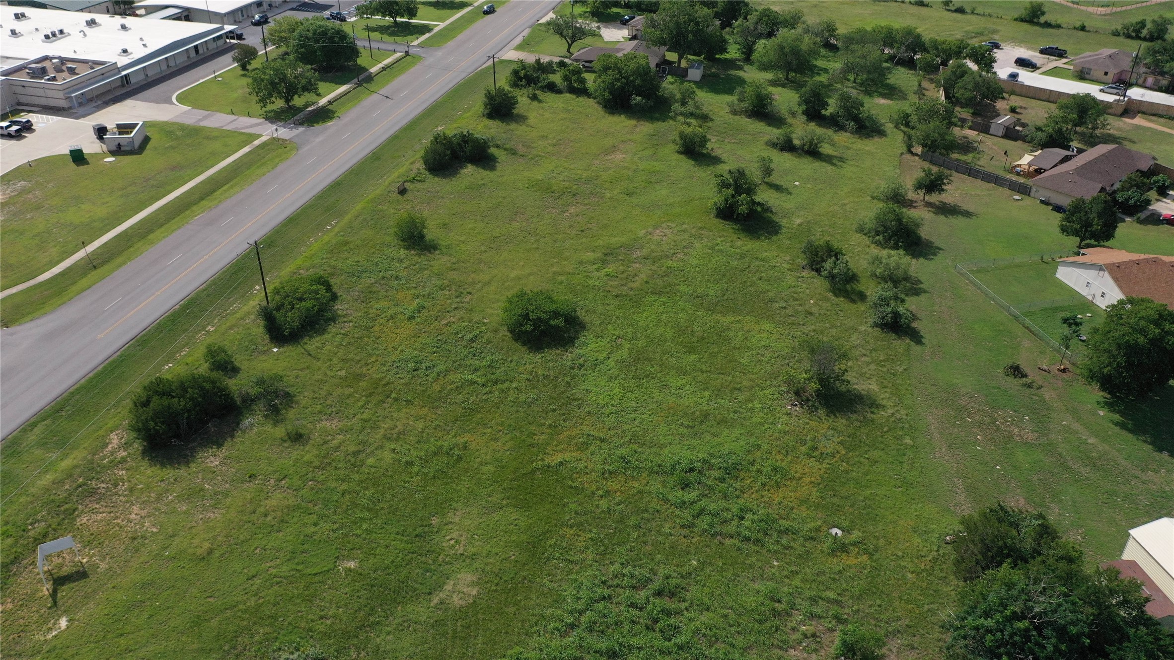 main property photo 17