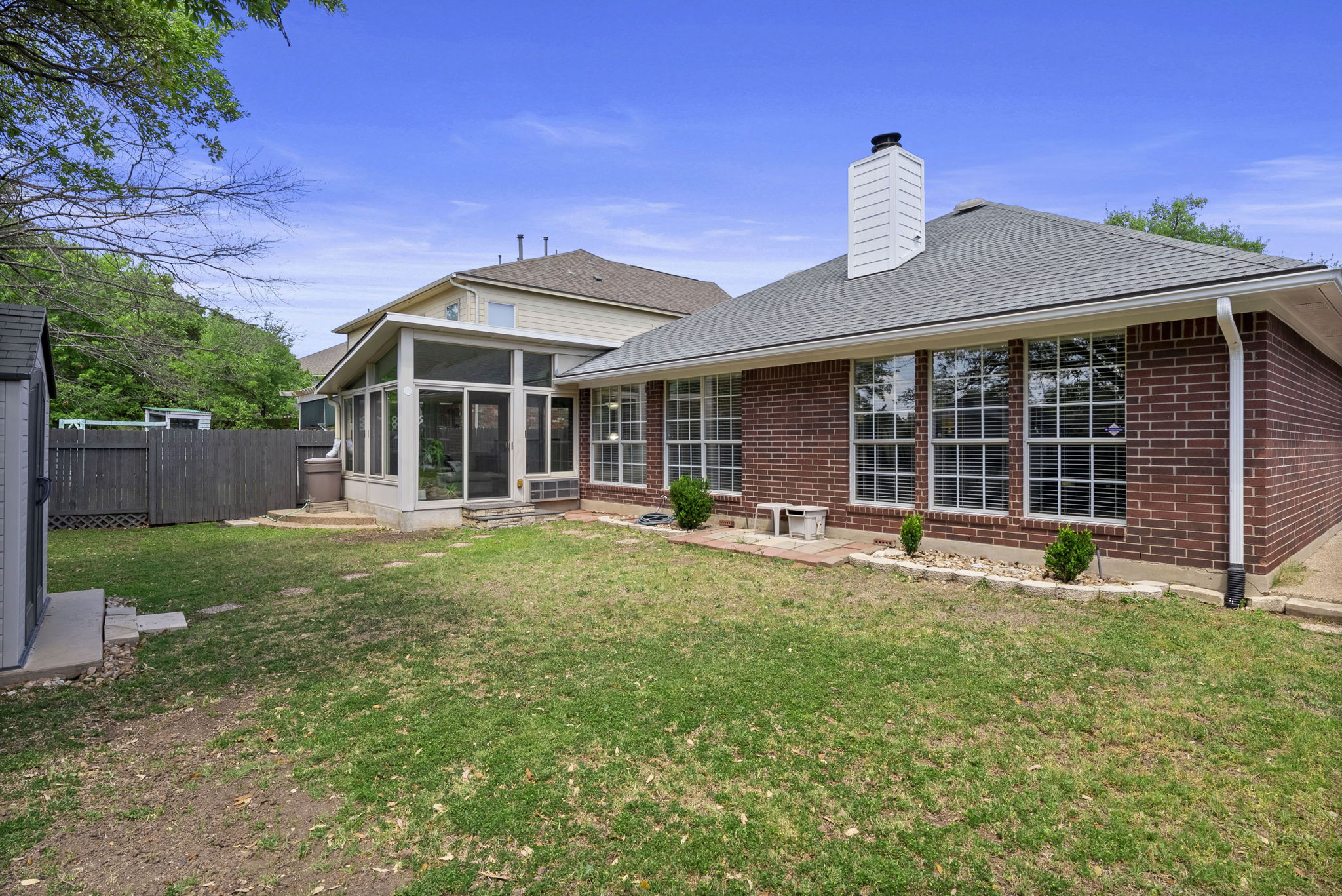 main property photo 32