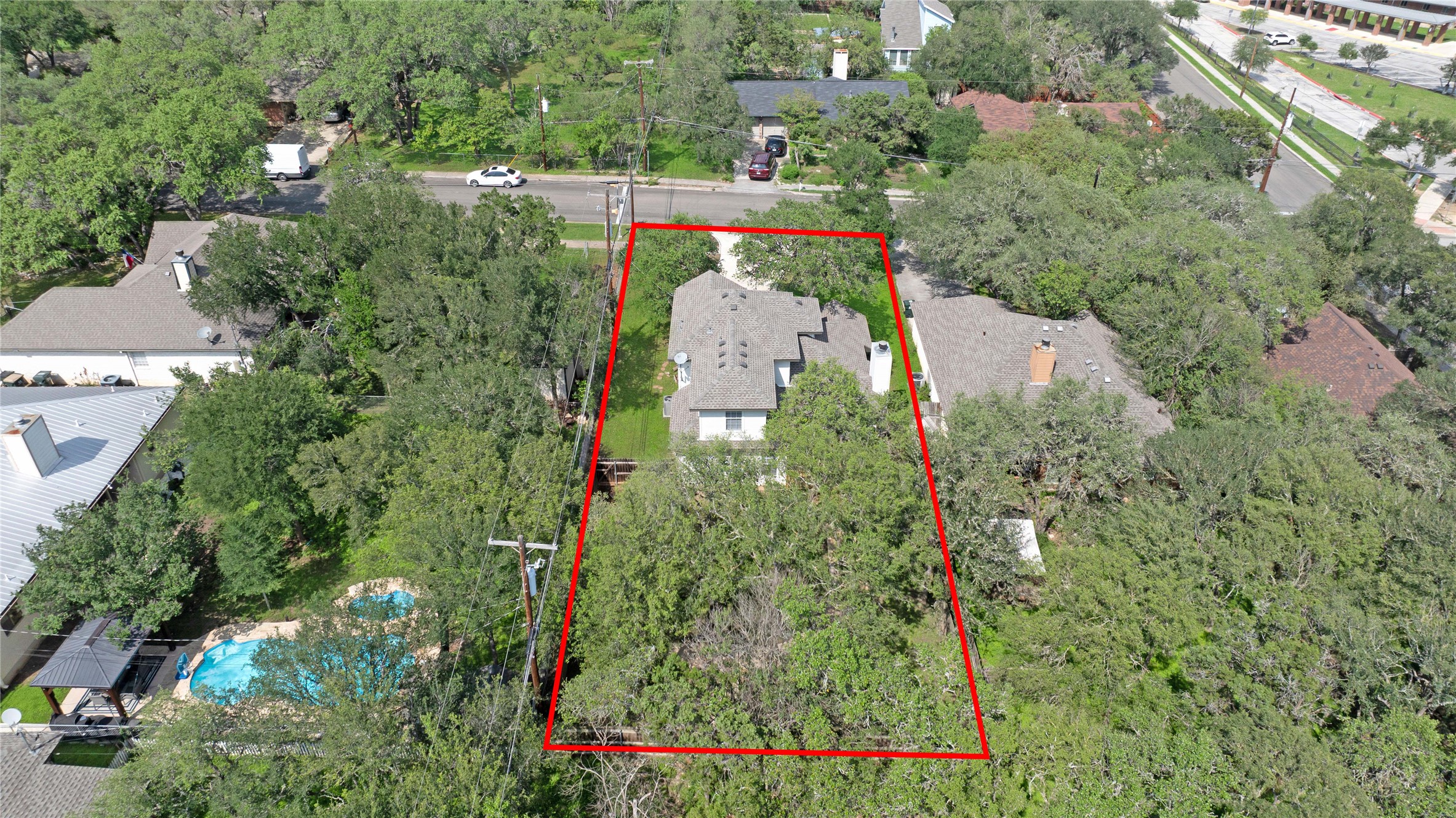 main property photo 37