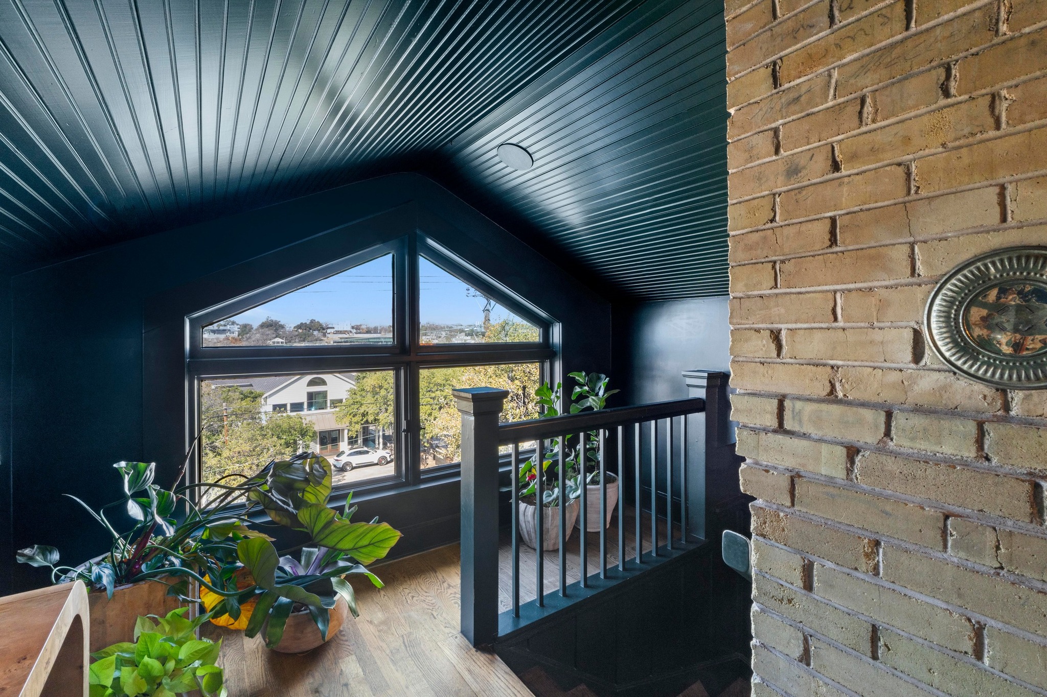 main property photo 31