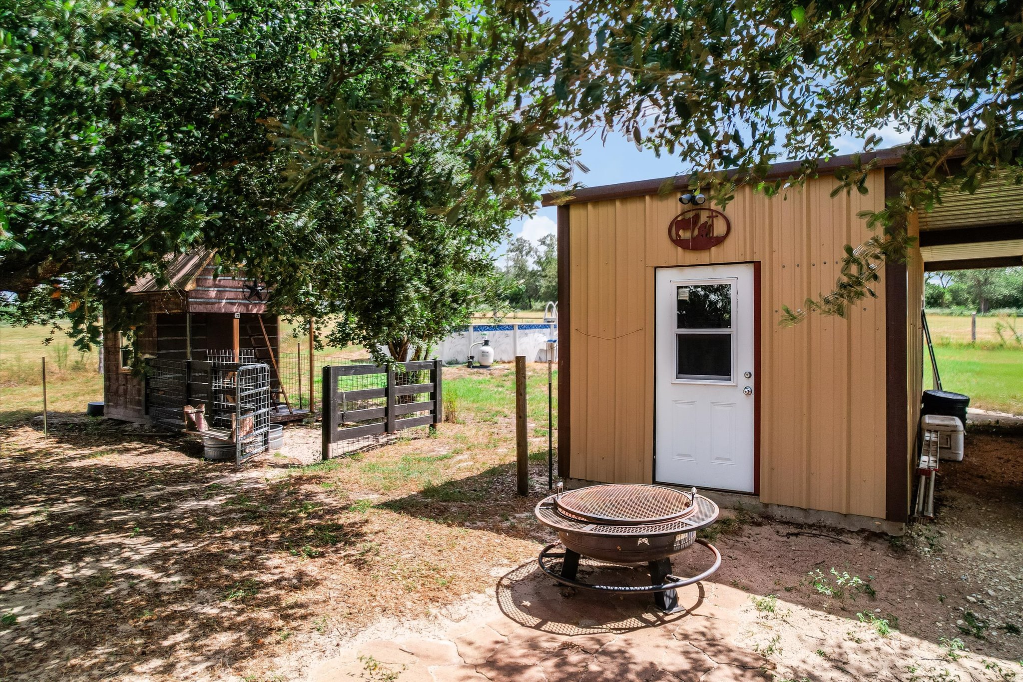 main property photo 35