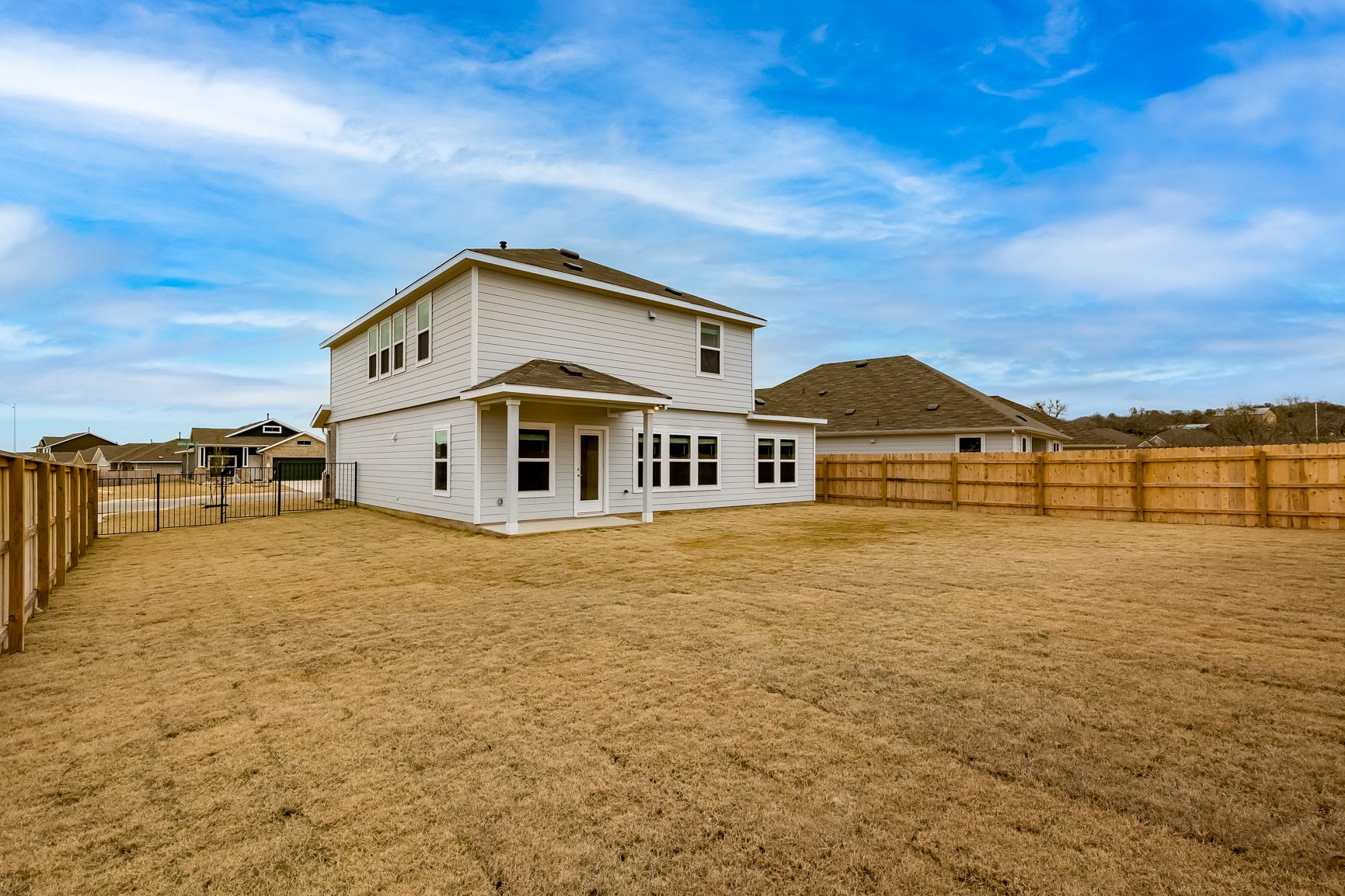 main property photo 31