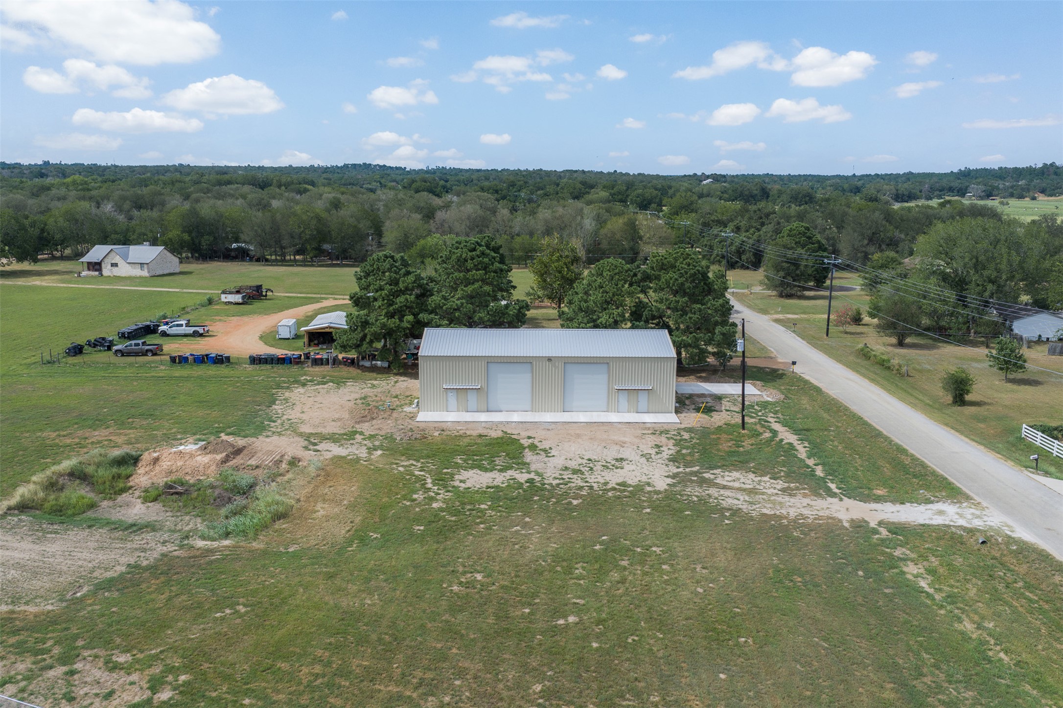 main property photo 19