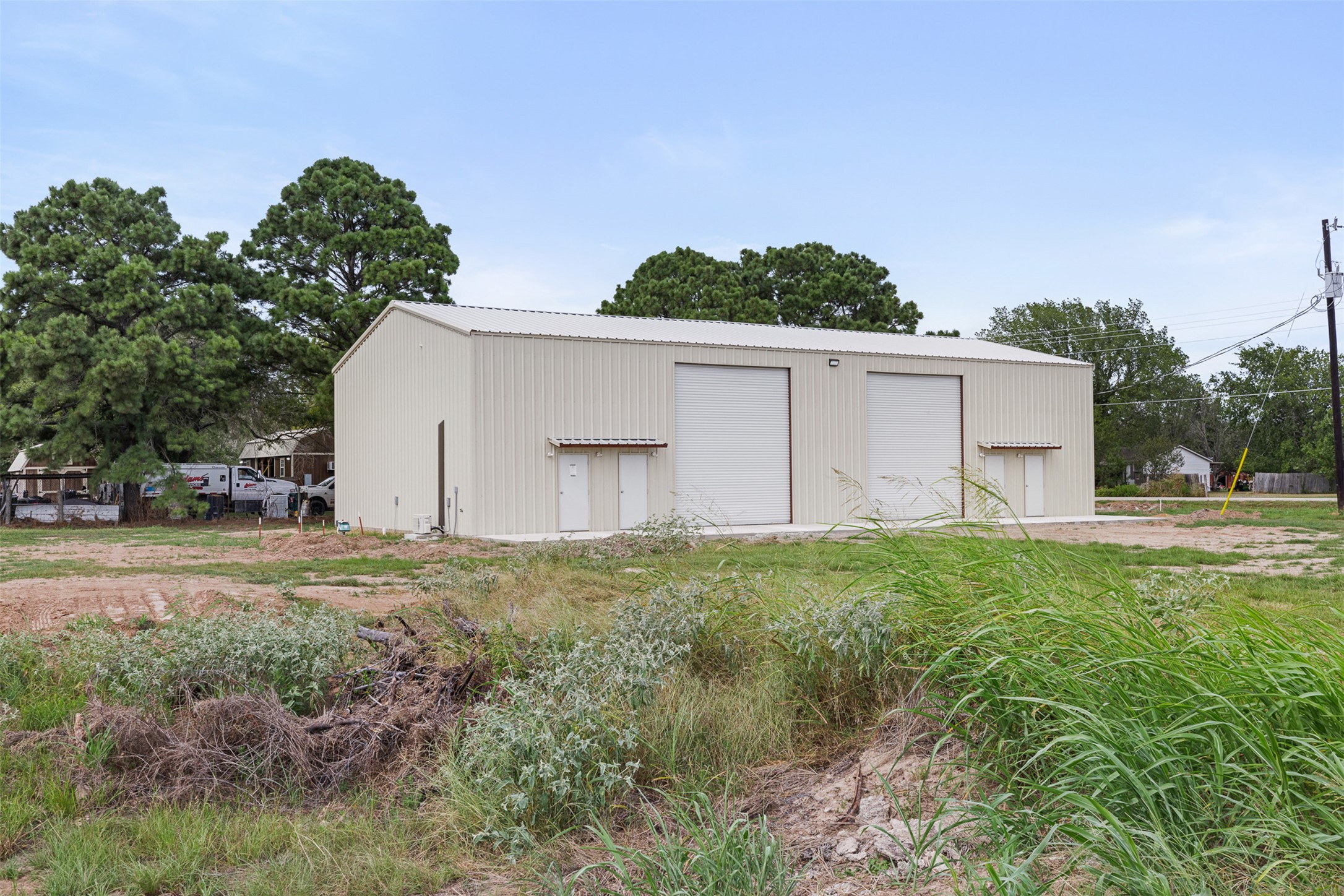 main property photo 2