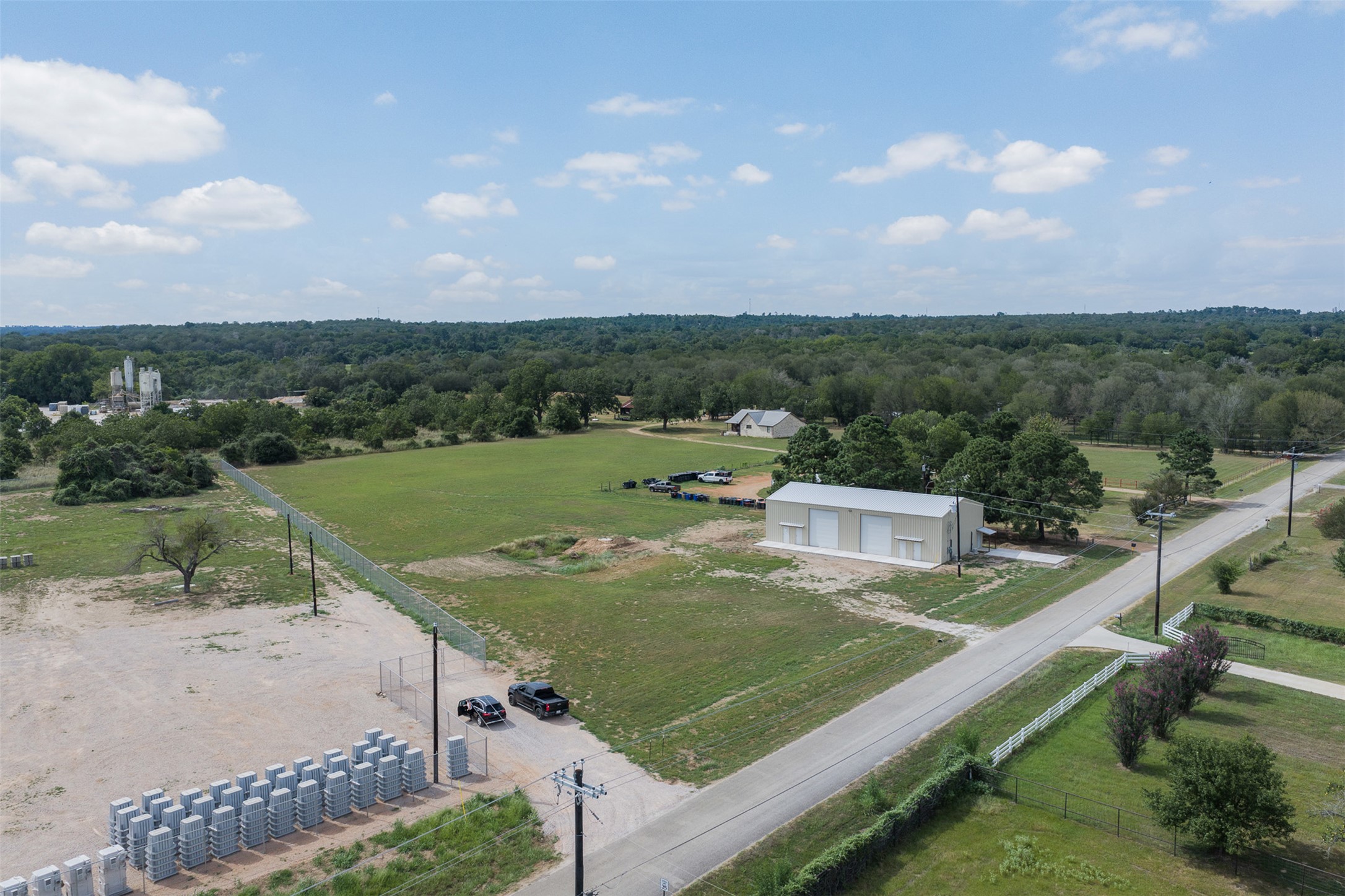 main property photo 21