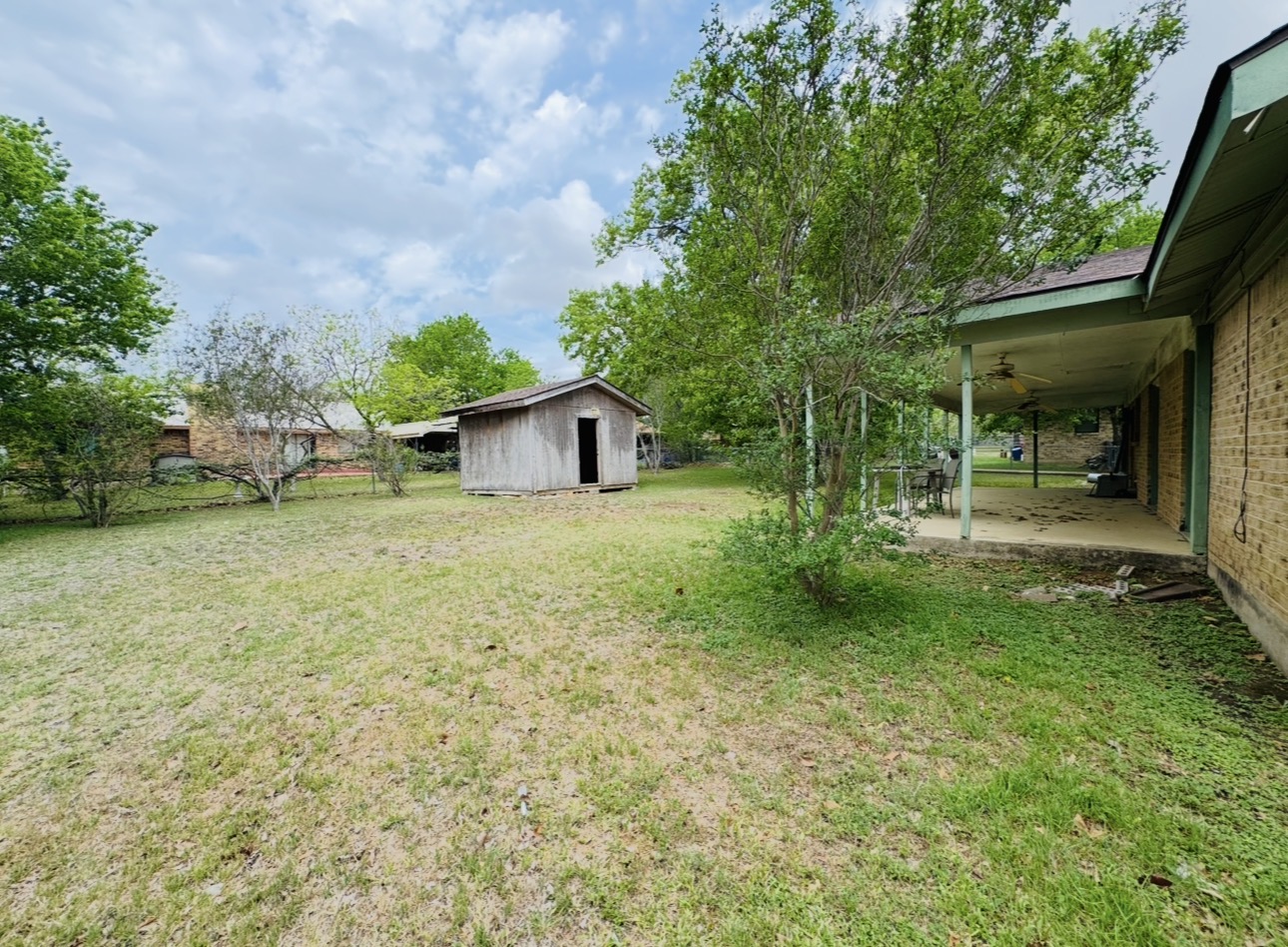main property photo 29