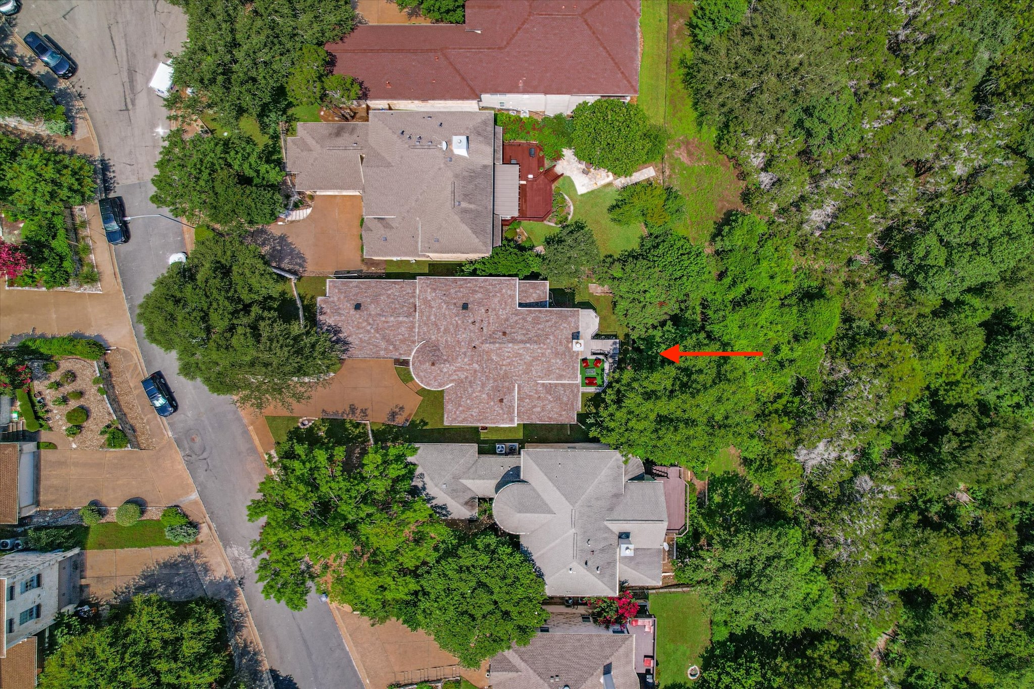 main property photo 36