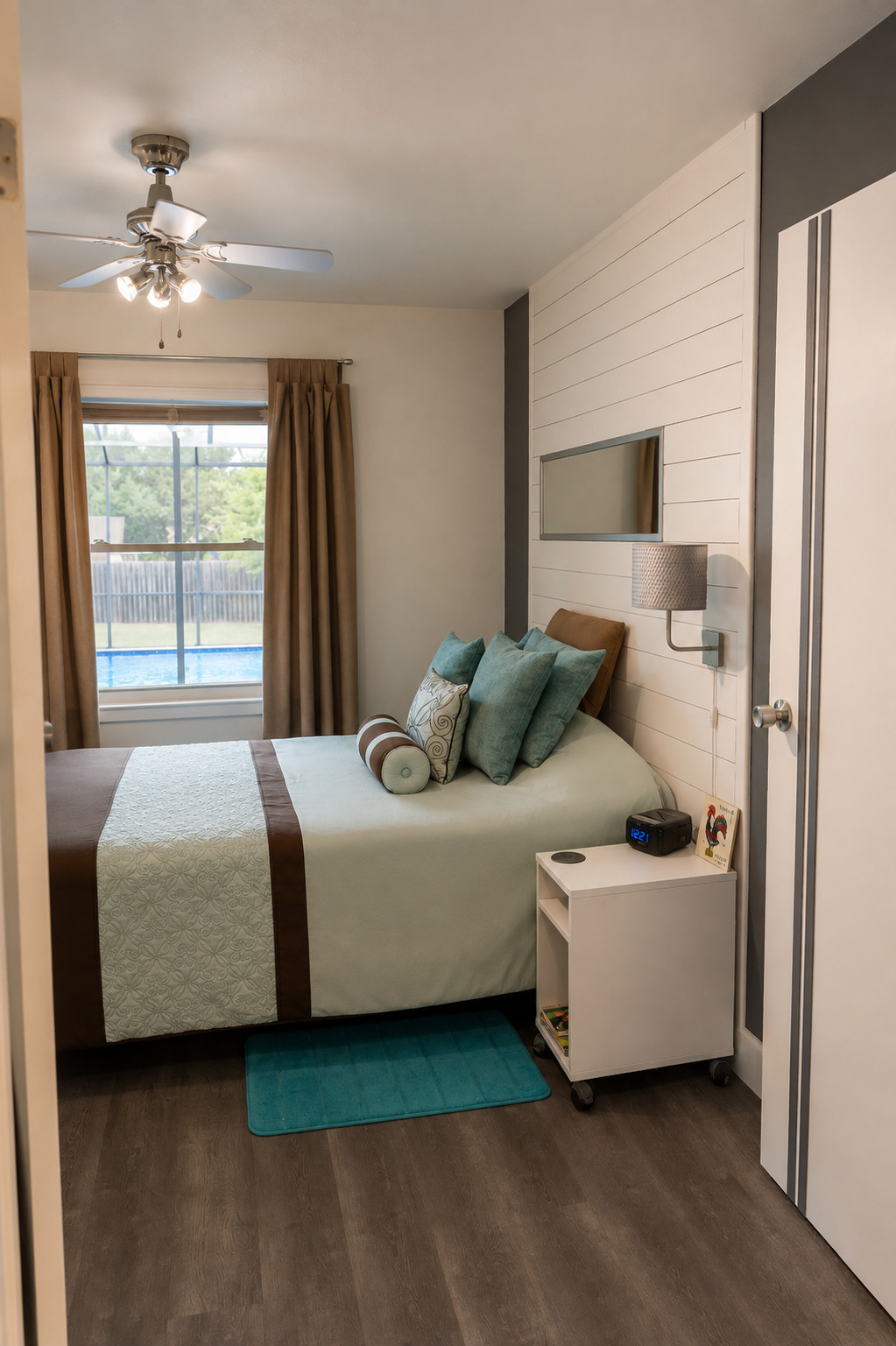 main property photo 27
