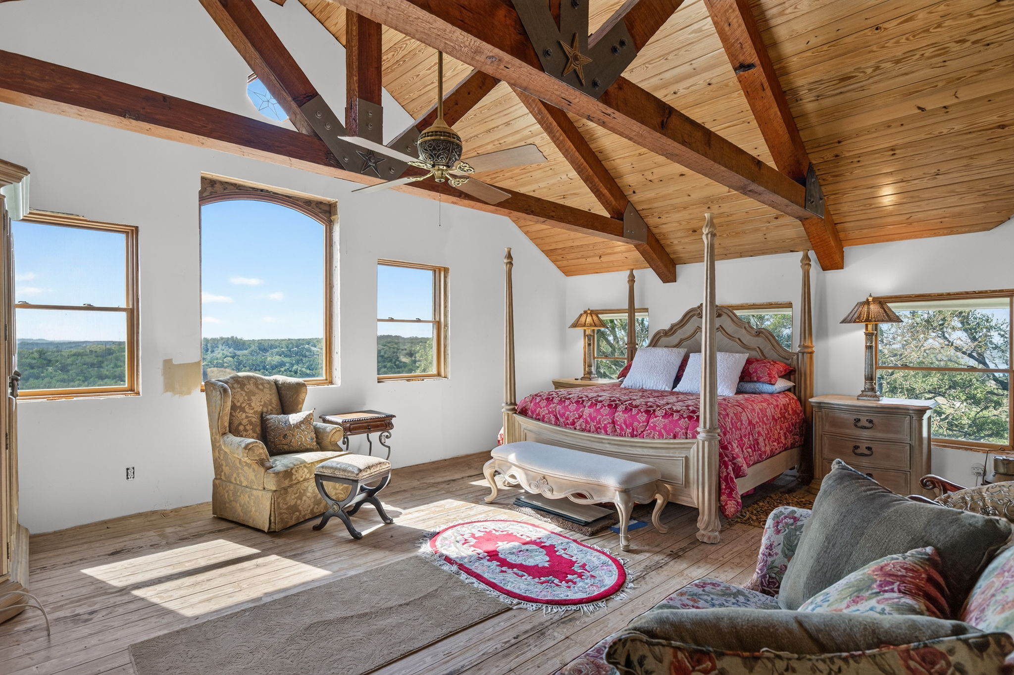 main property photo 22