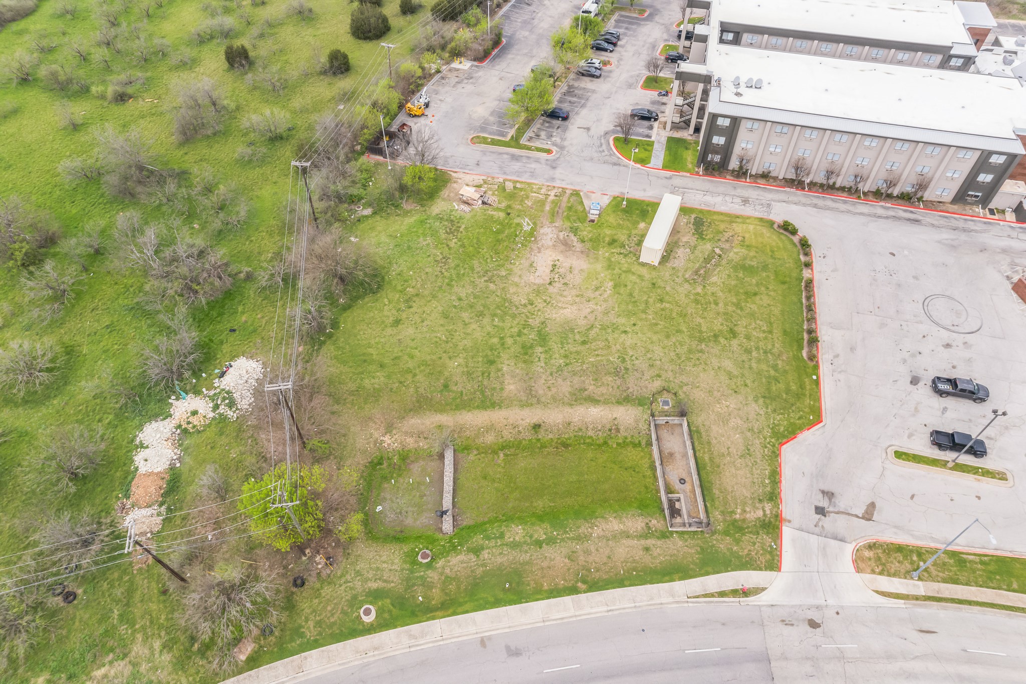 main property photo 8