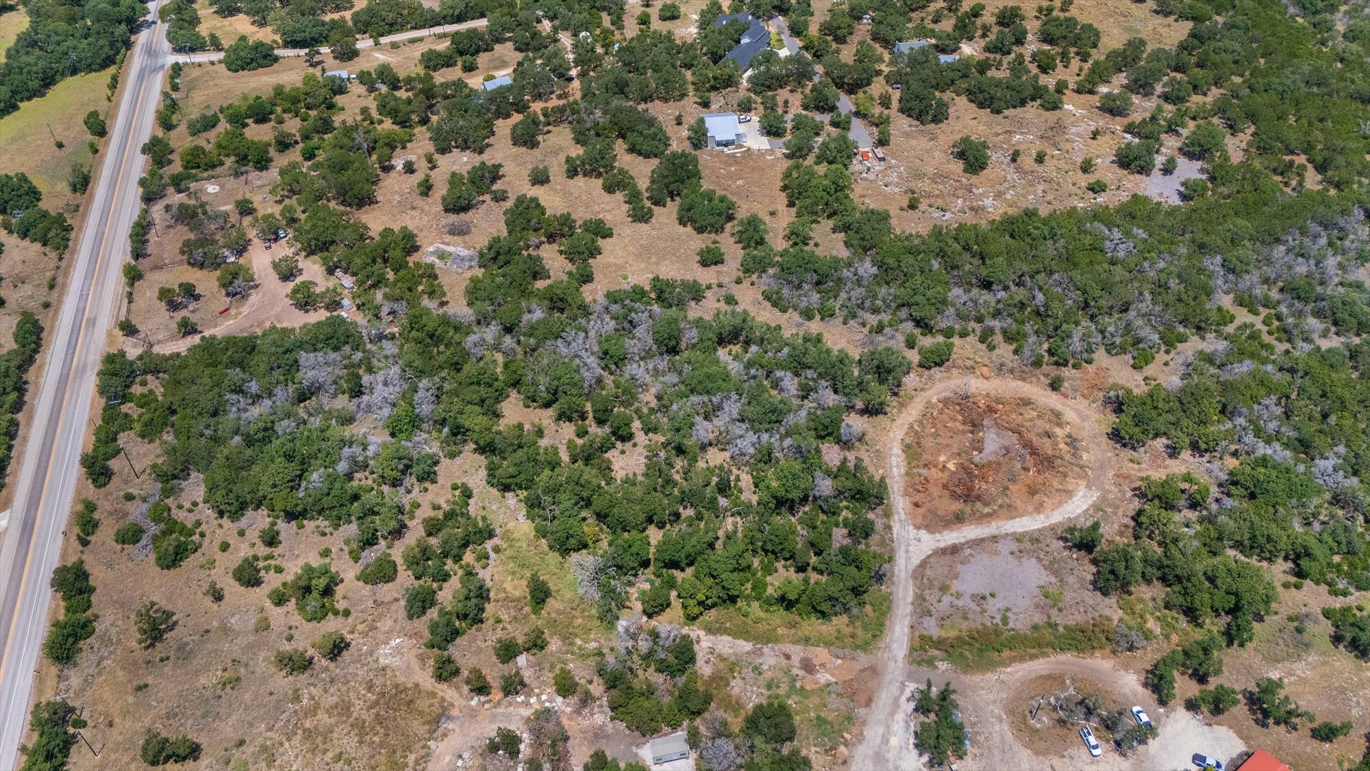 main property photo 13