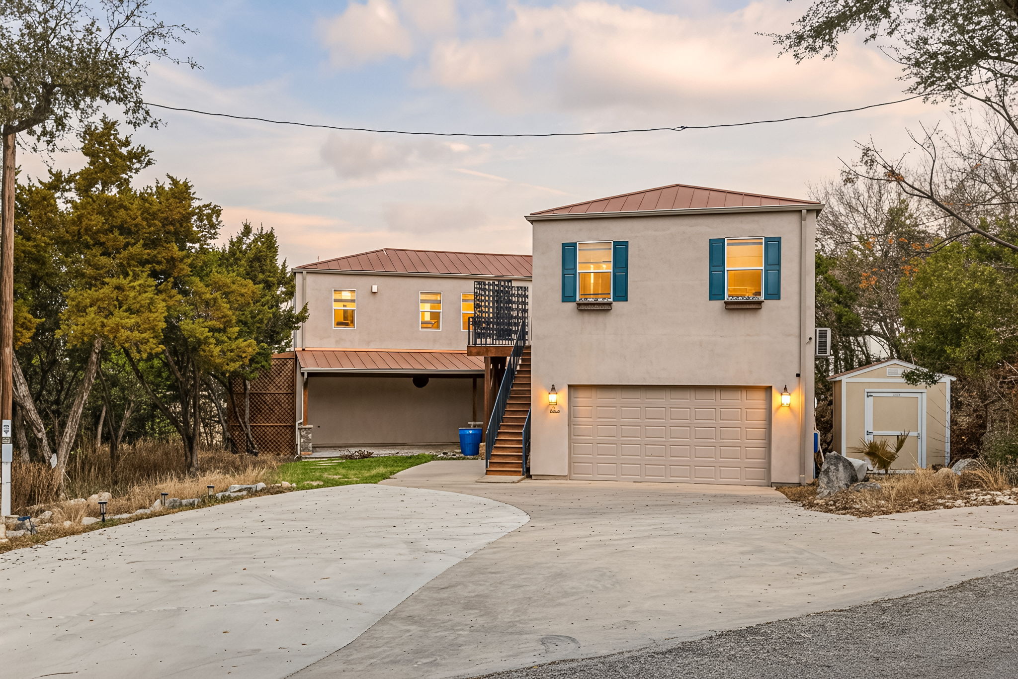 main property photo 2