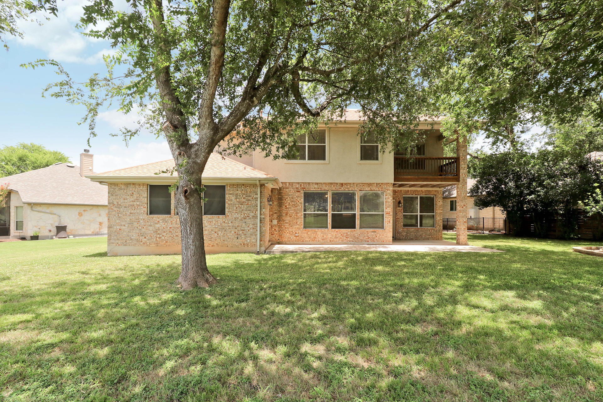 main property photo 26