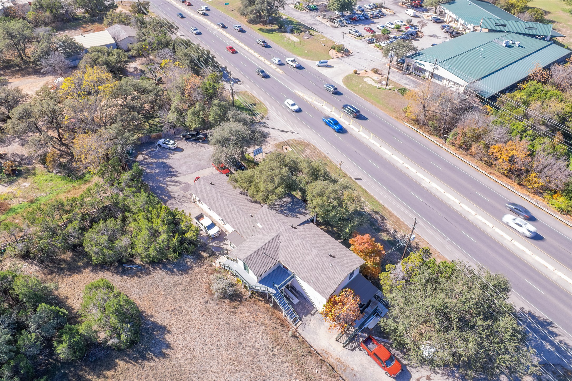 main property photo 16