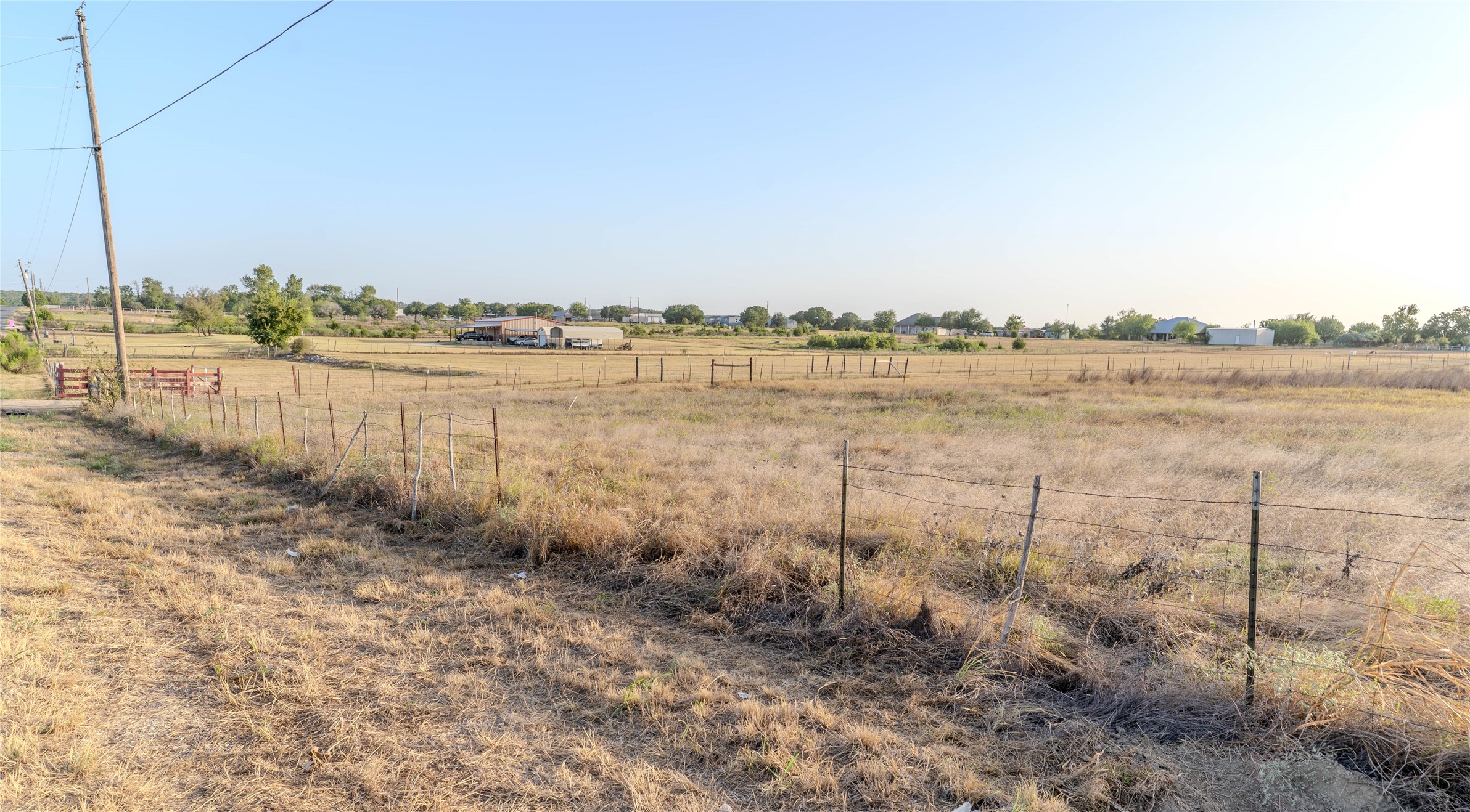 main property photo 13