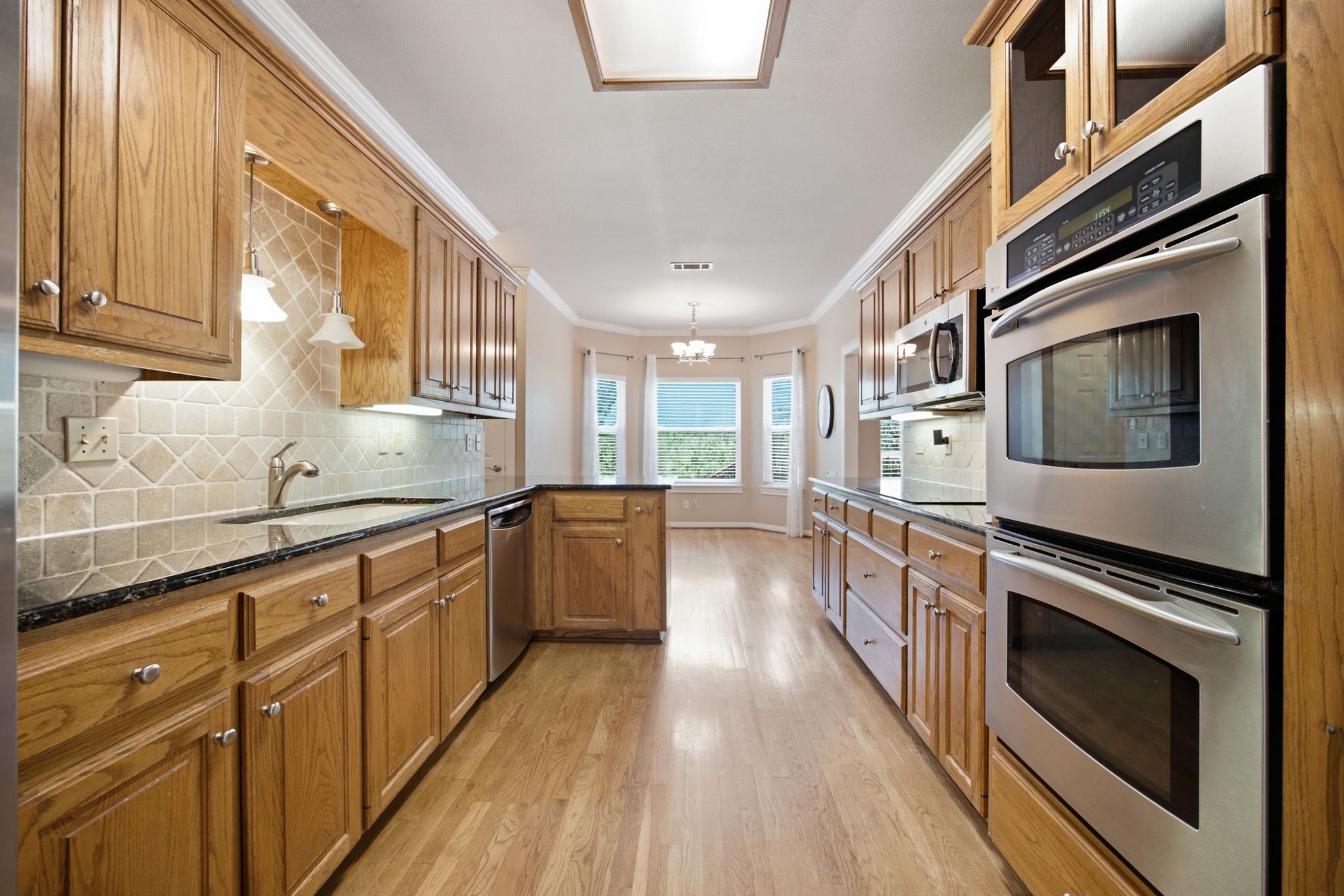 main property photo 18