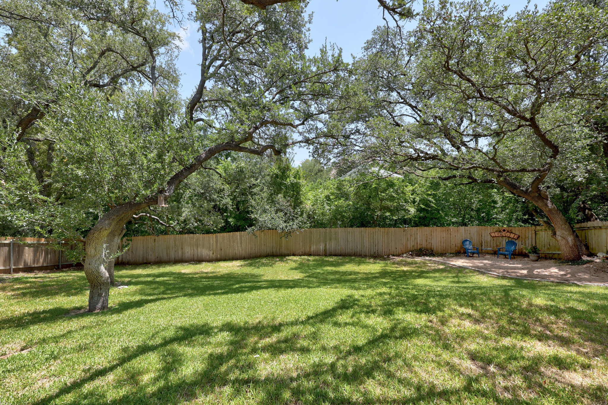 main property photo 31