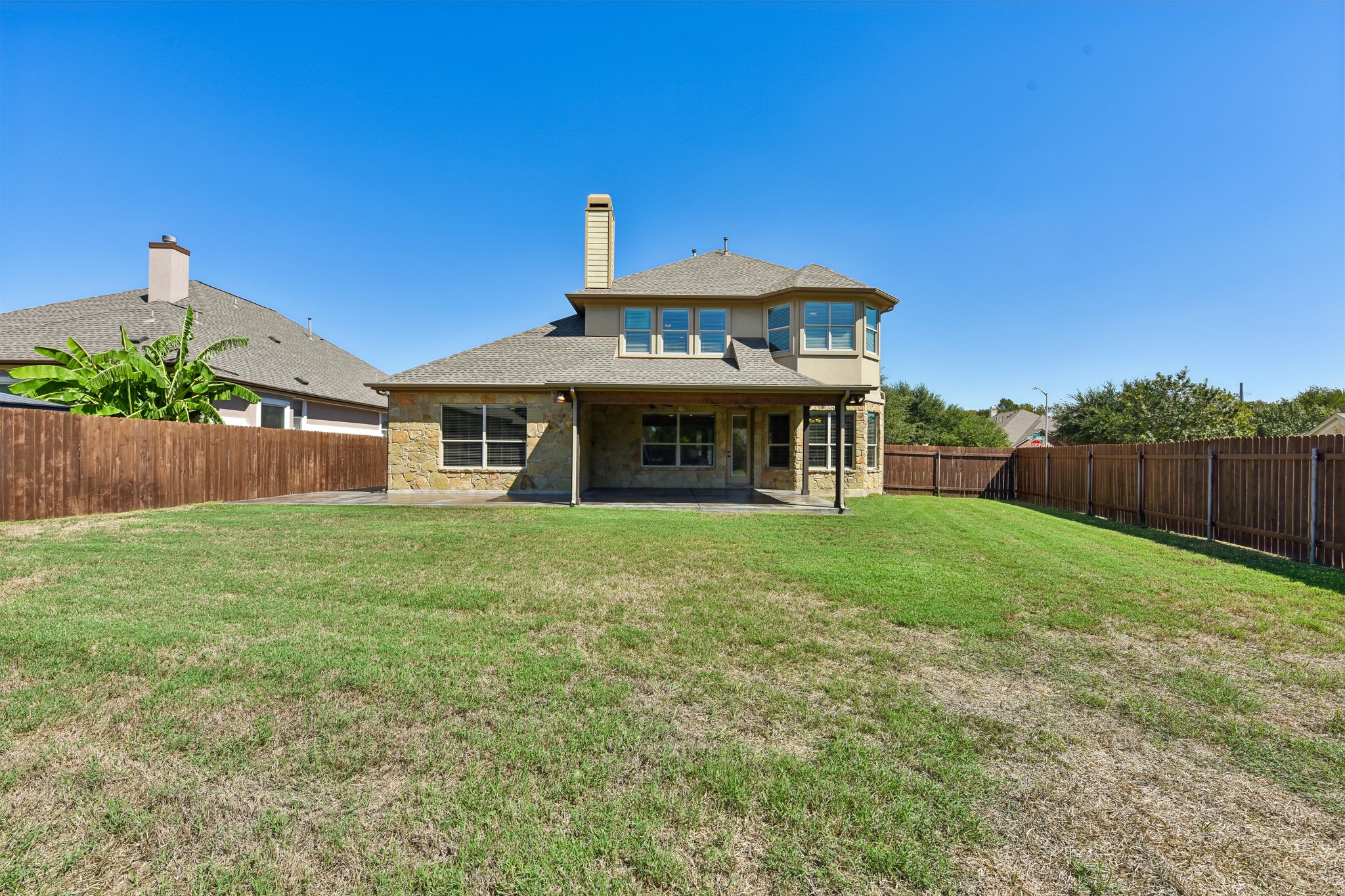 main property photo 27