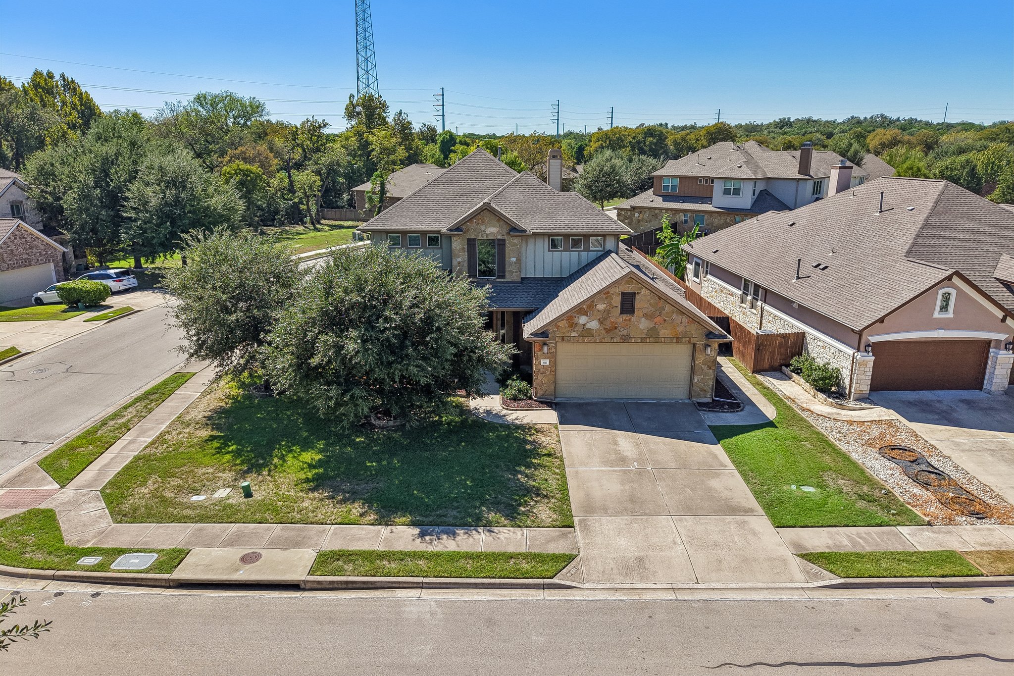 main property photo 32