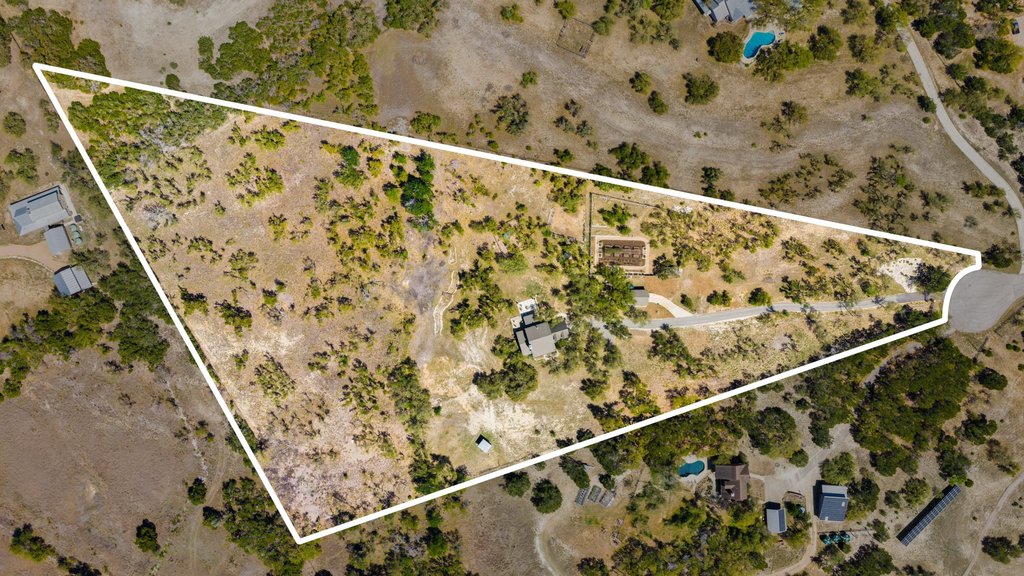main property photo 15