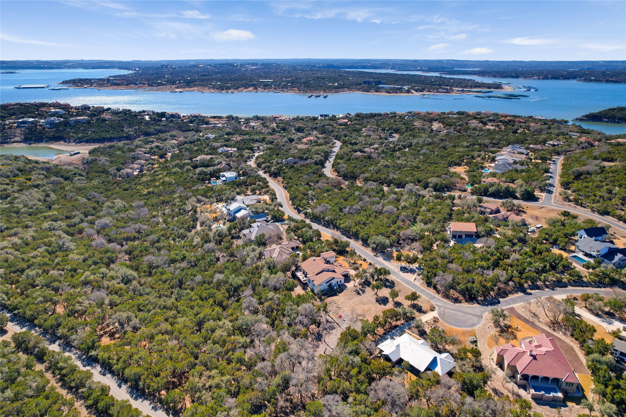 main property photo 8