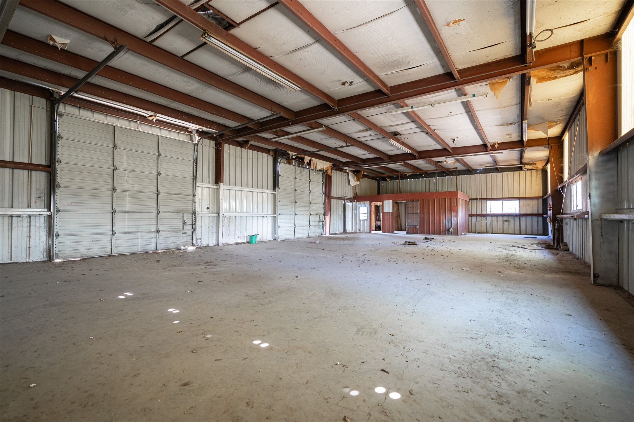 main property photo 13