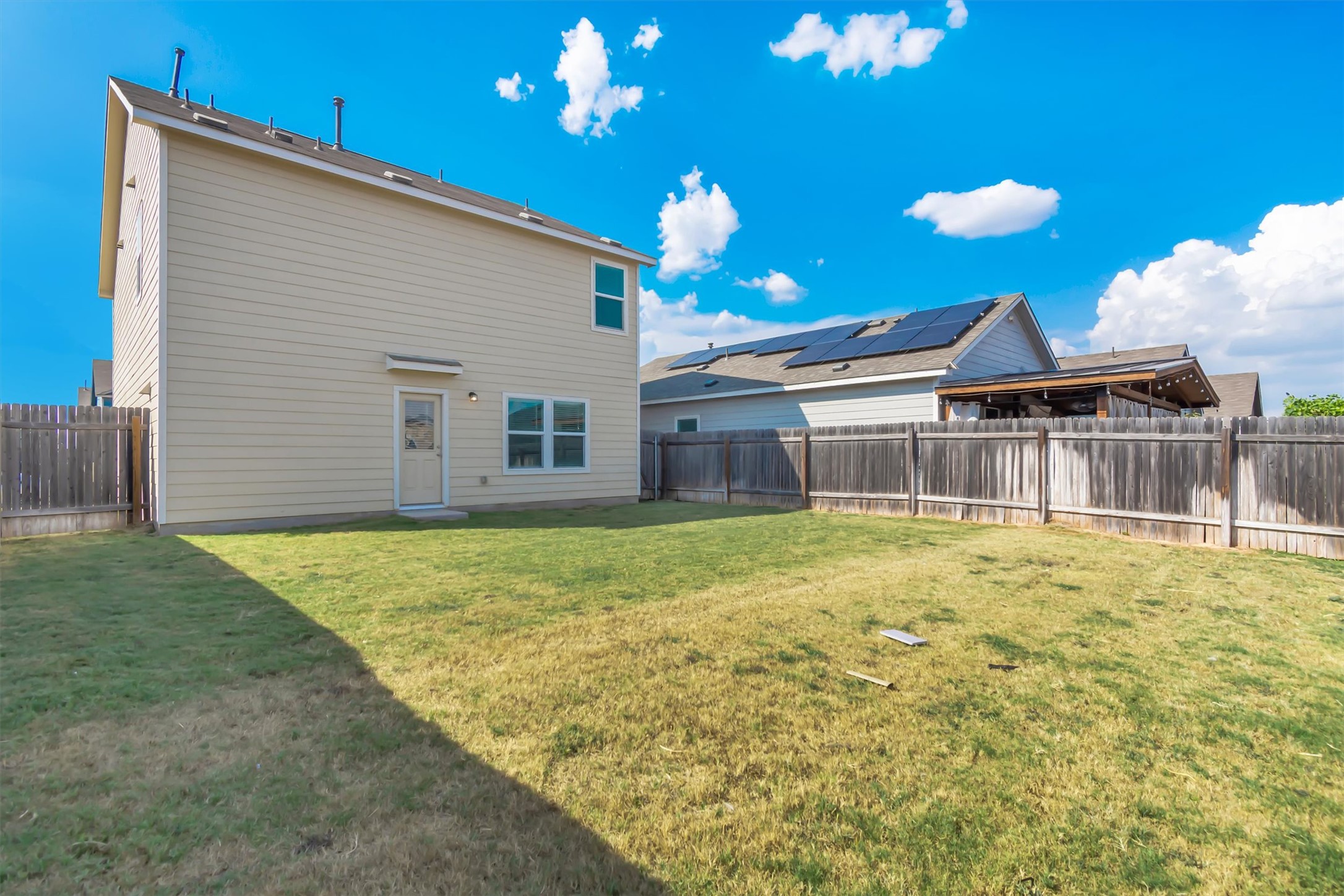main property photo 23