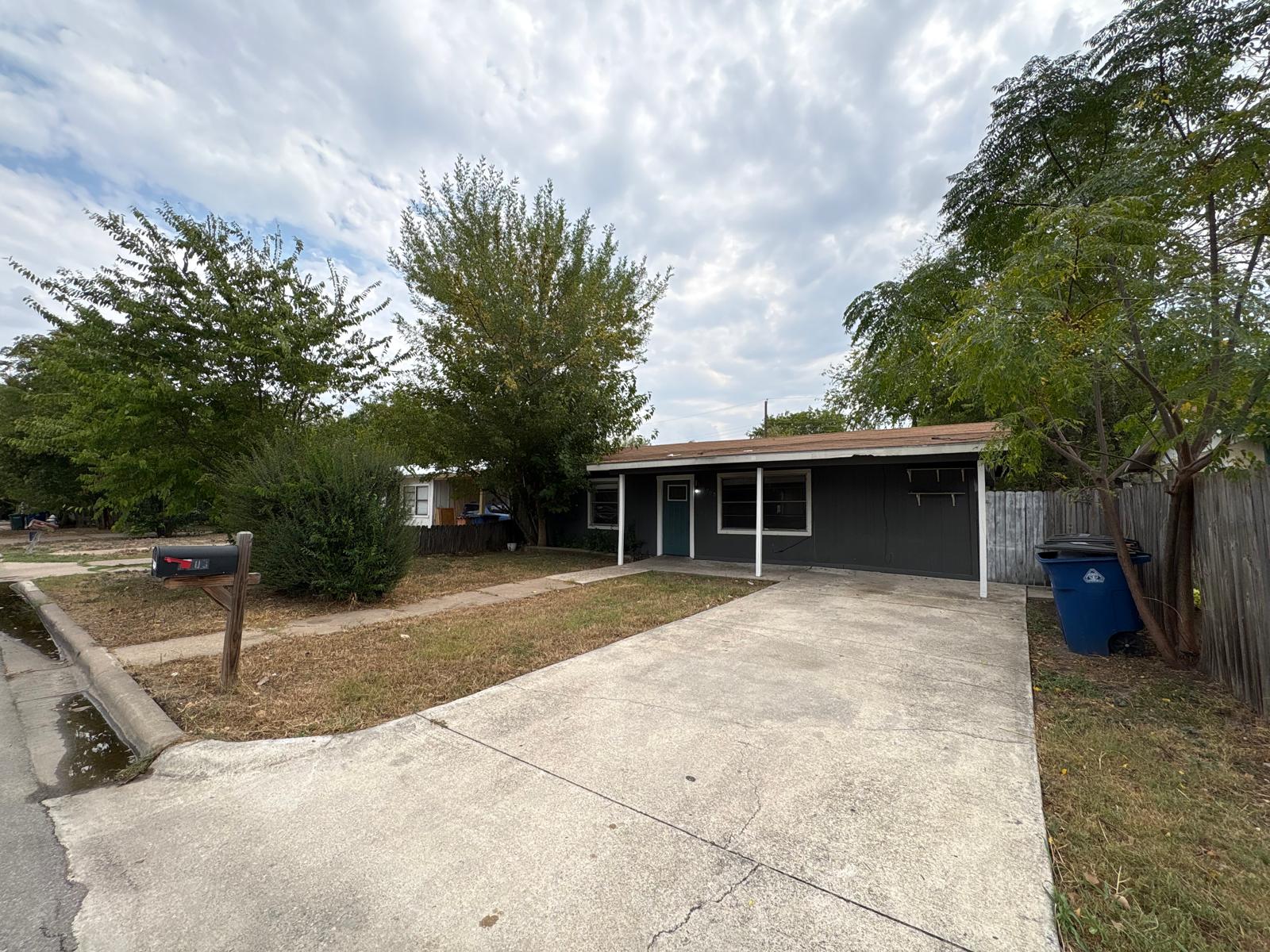 main property photo 19