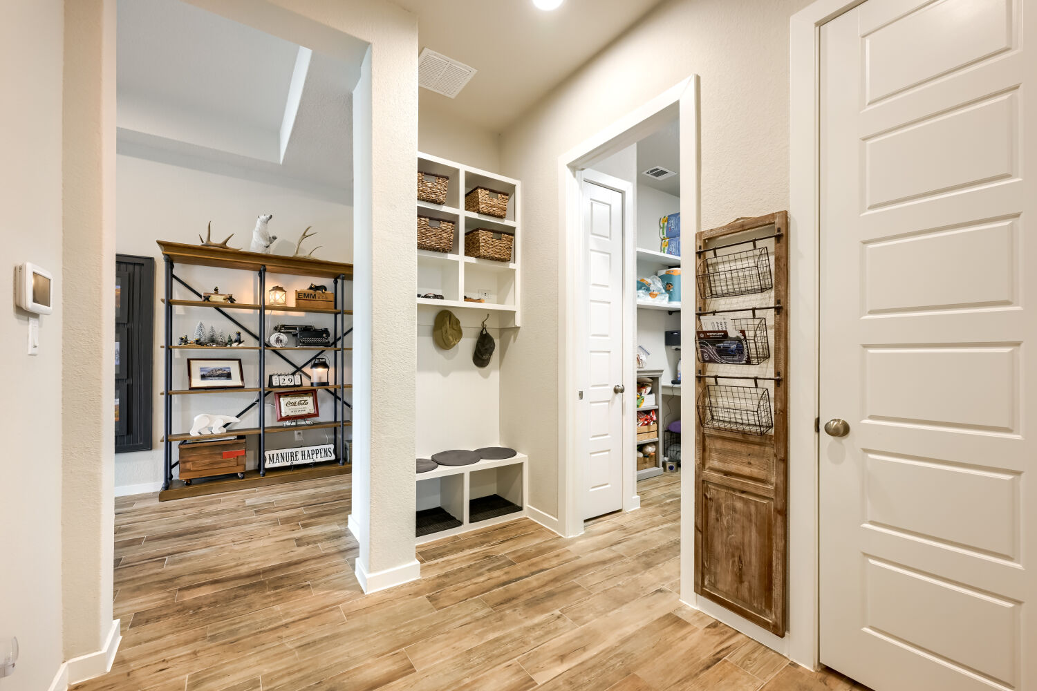 main property photo 18