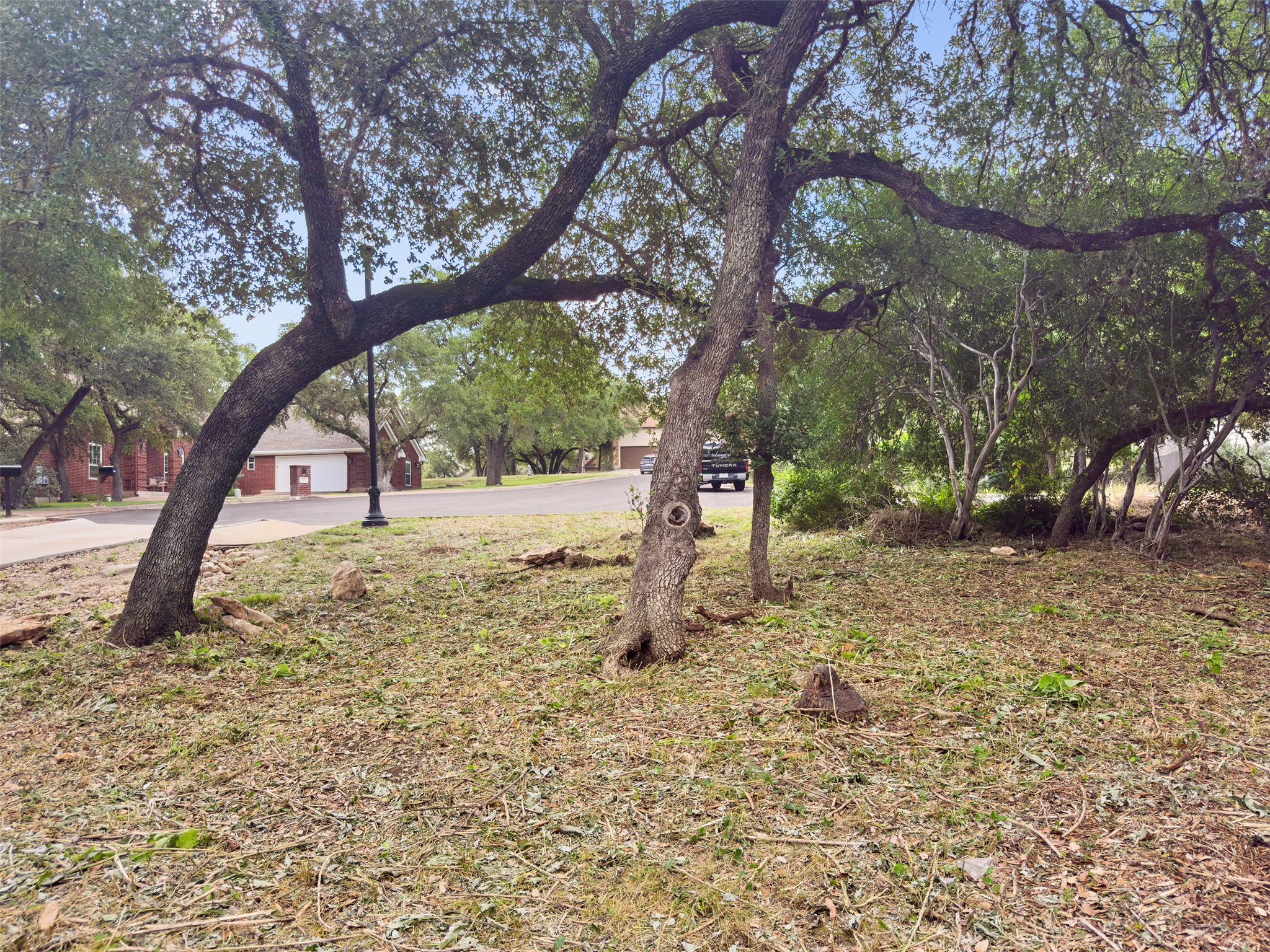 main property photo 10
