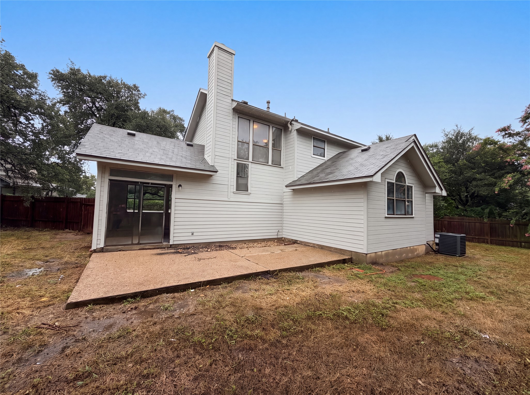 main property photo 17