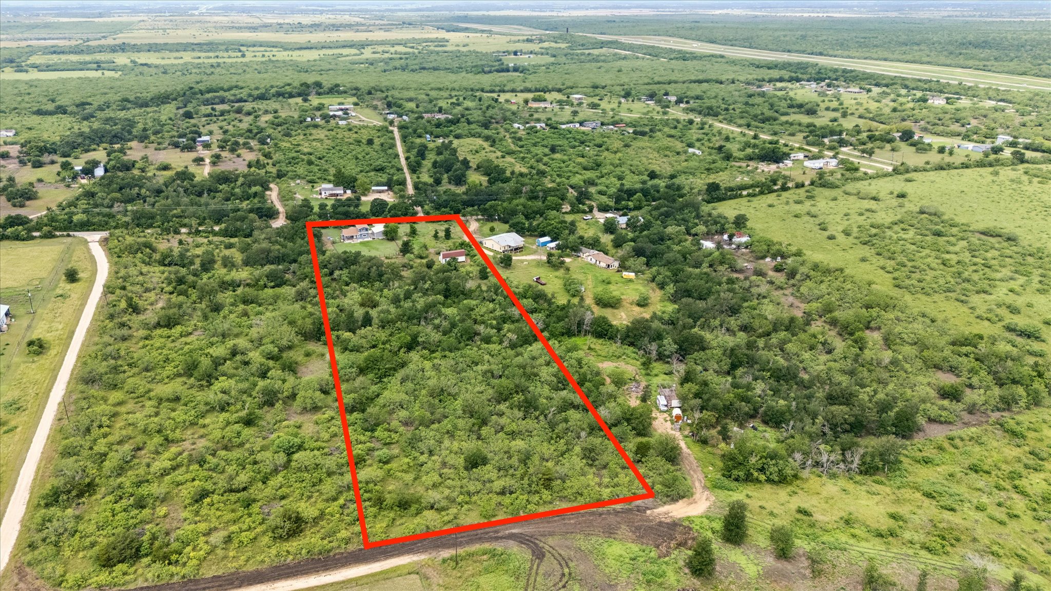 main property photo 29