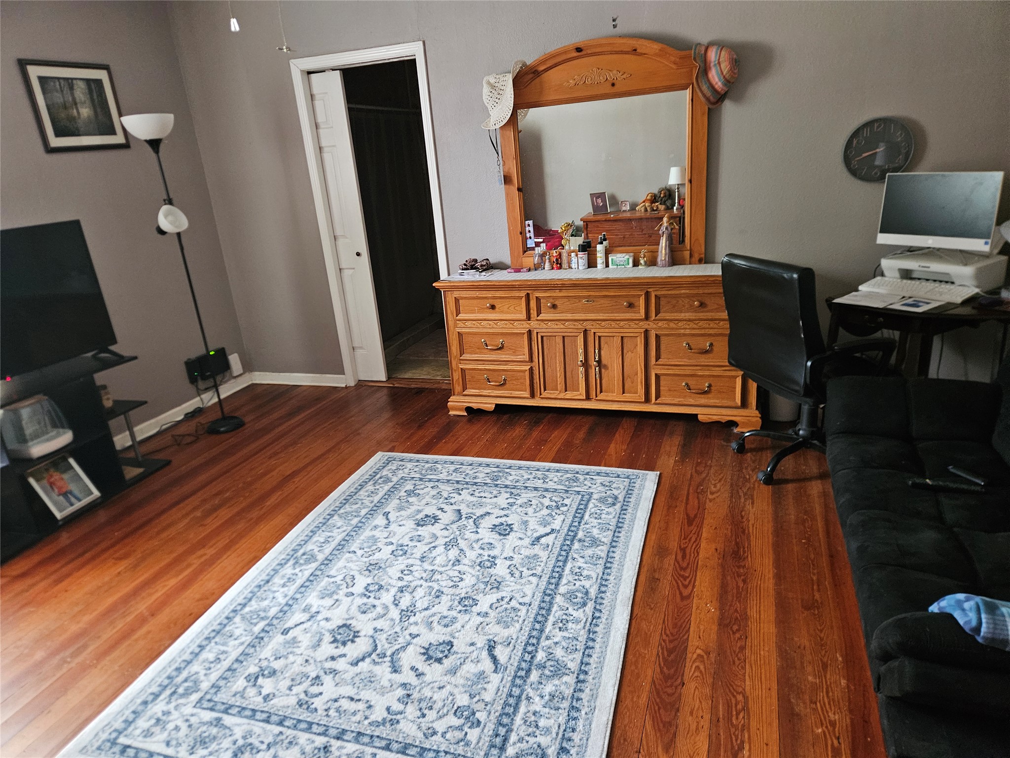 main property photo 18