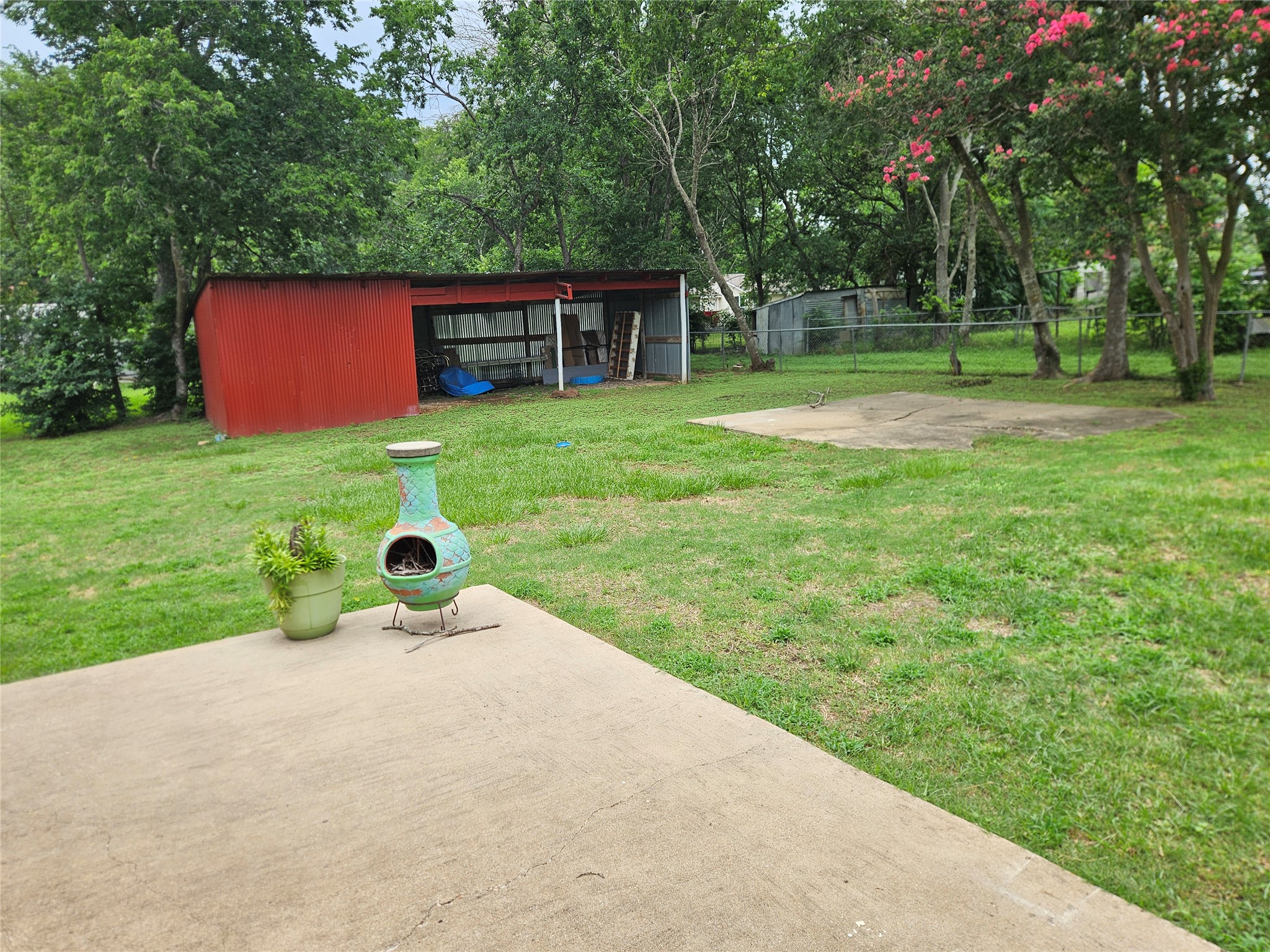 main property photo 26
