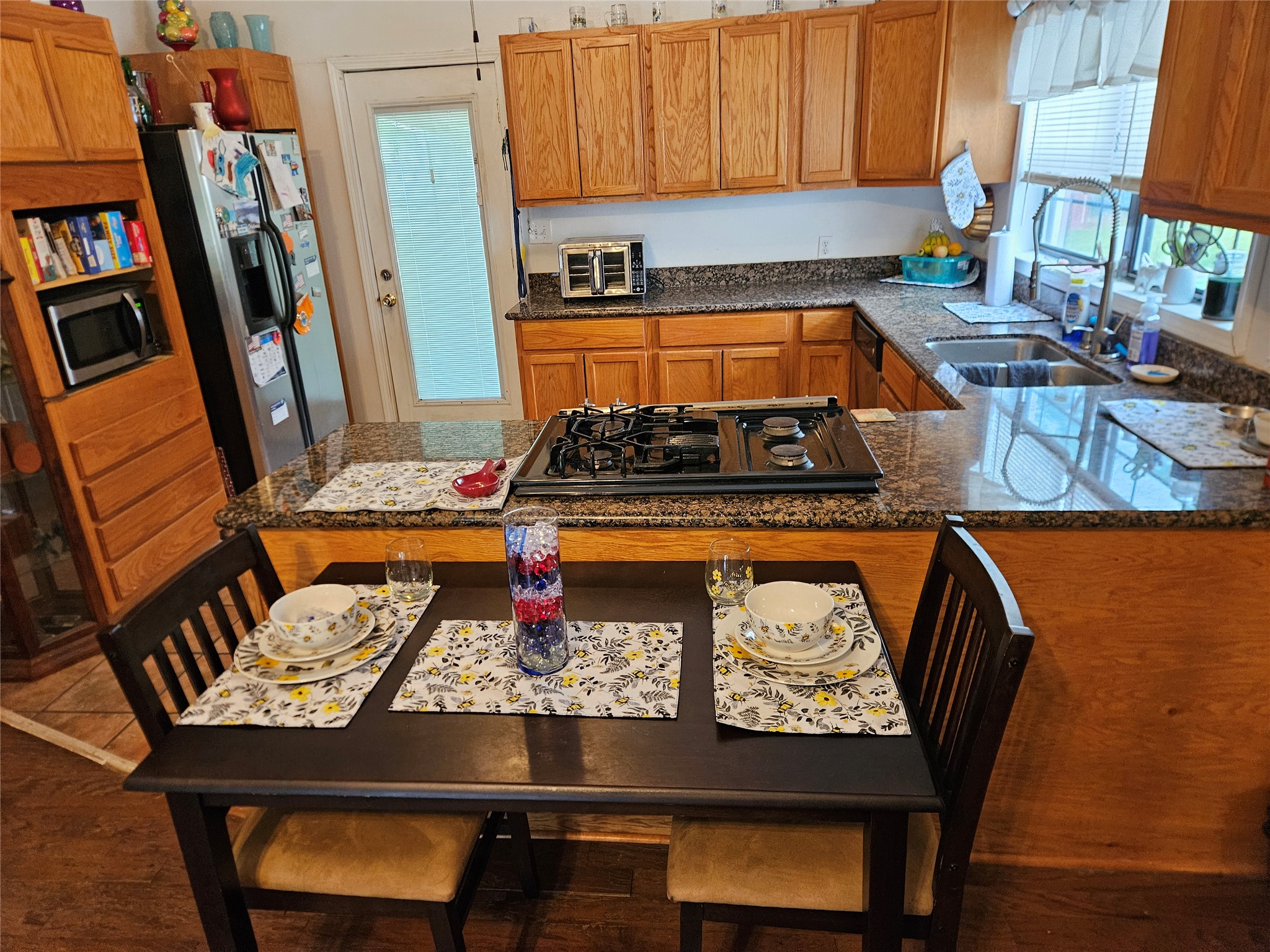 main property photo 6